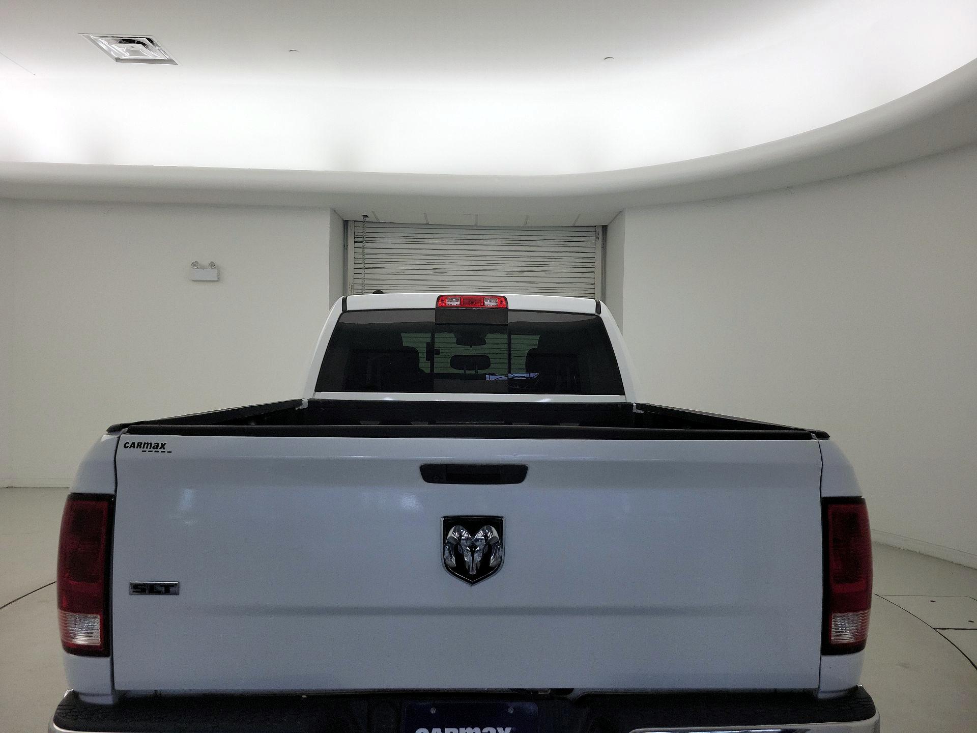 Thumbnail: 2019 RAM 1500 Classic - 20