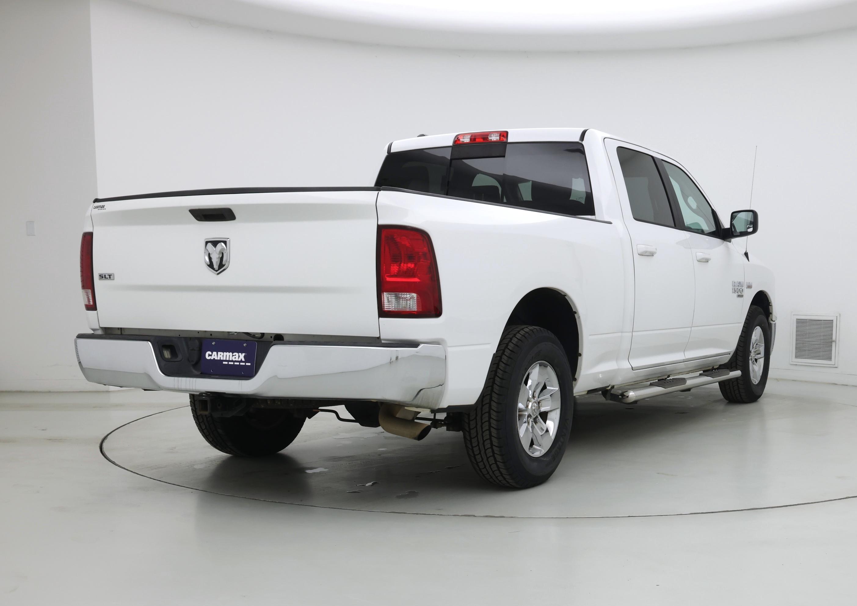 Thumbnail: 2019 RAM 1500 Classic - 8