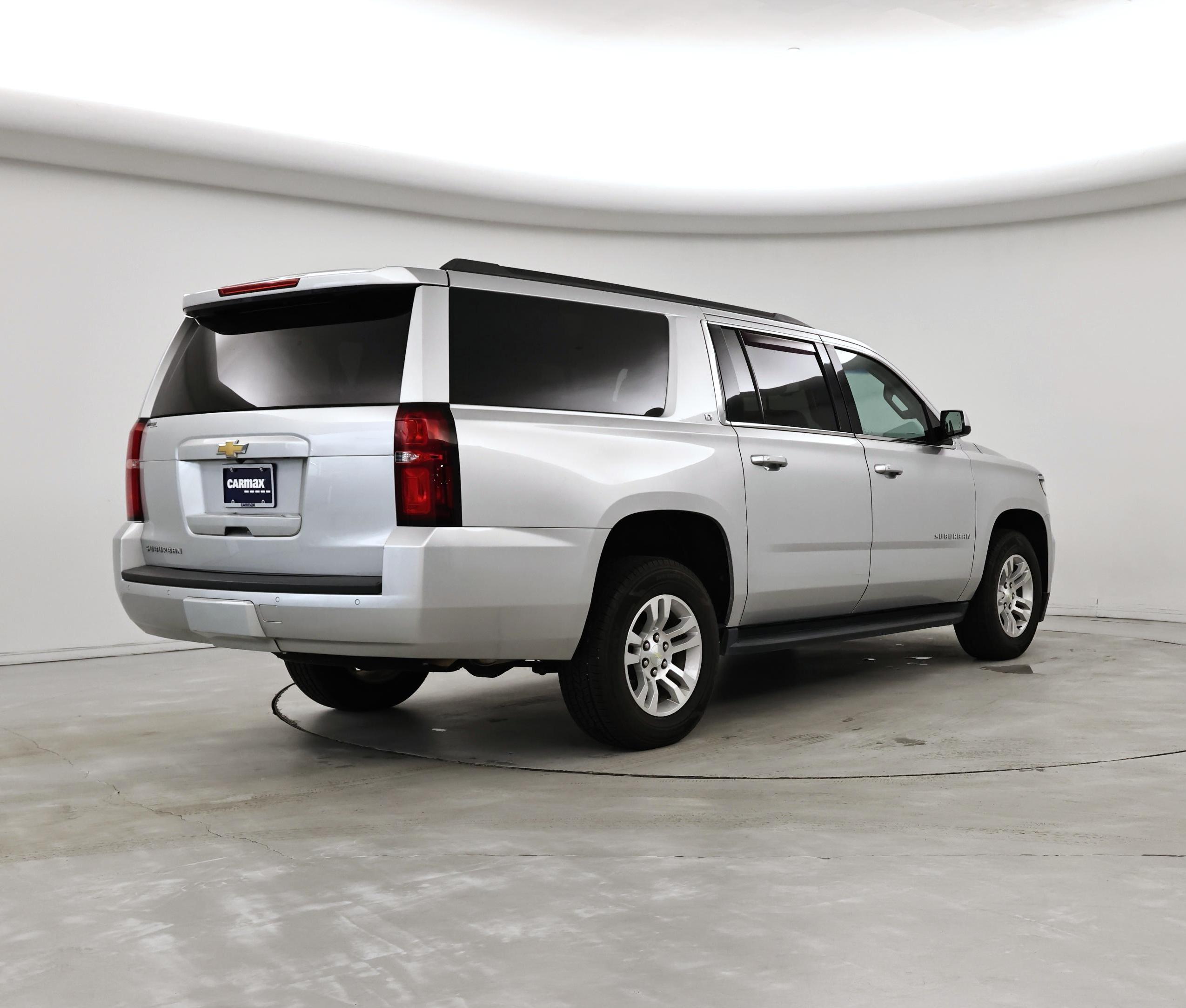 Thumbnail: 2018 Chevrolet Suburban - 8