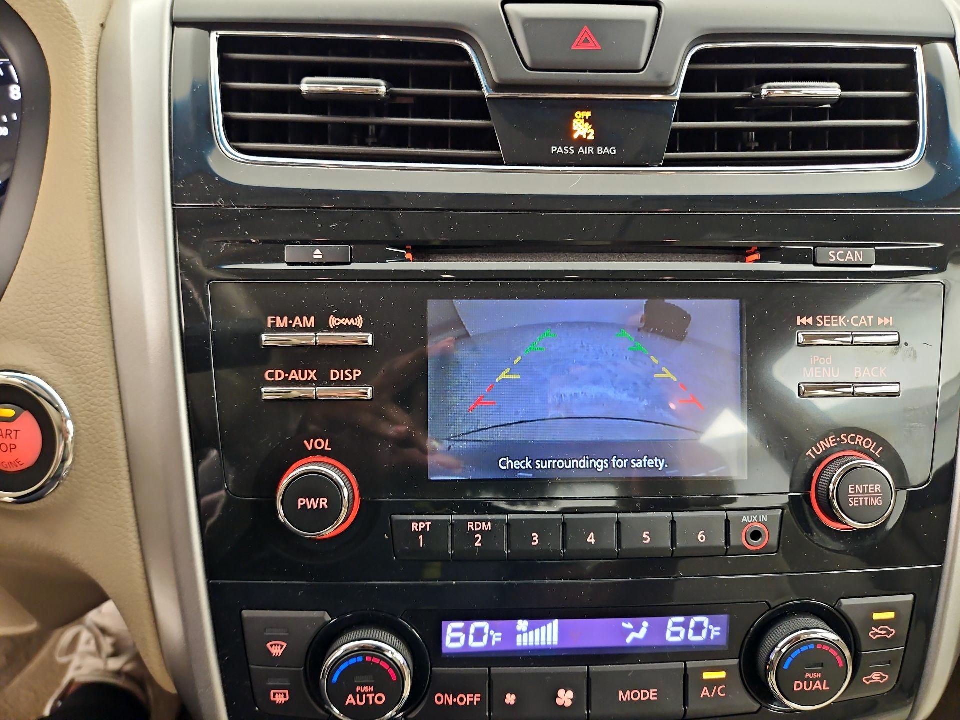 Thumbnail: 2013 Nissan Altima - 14