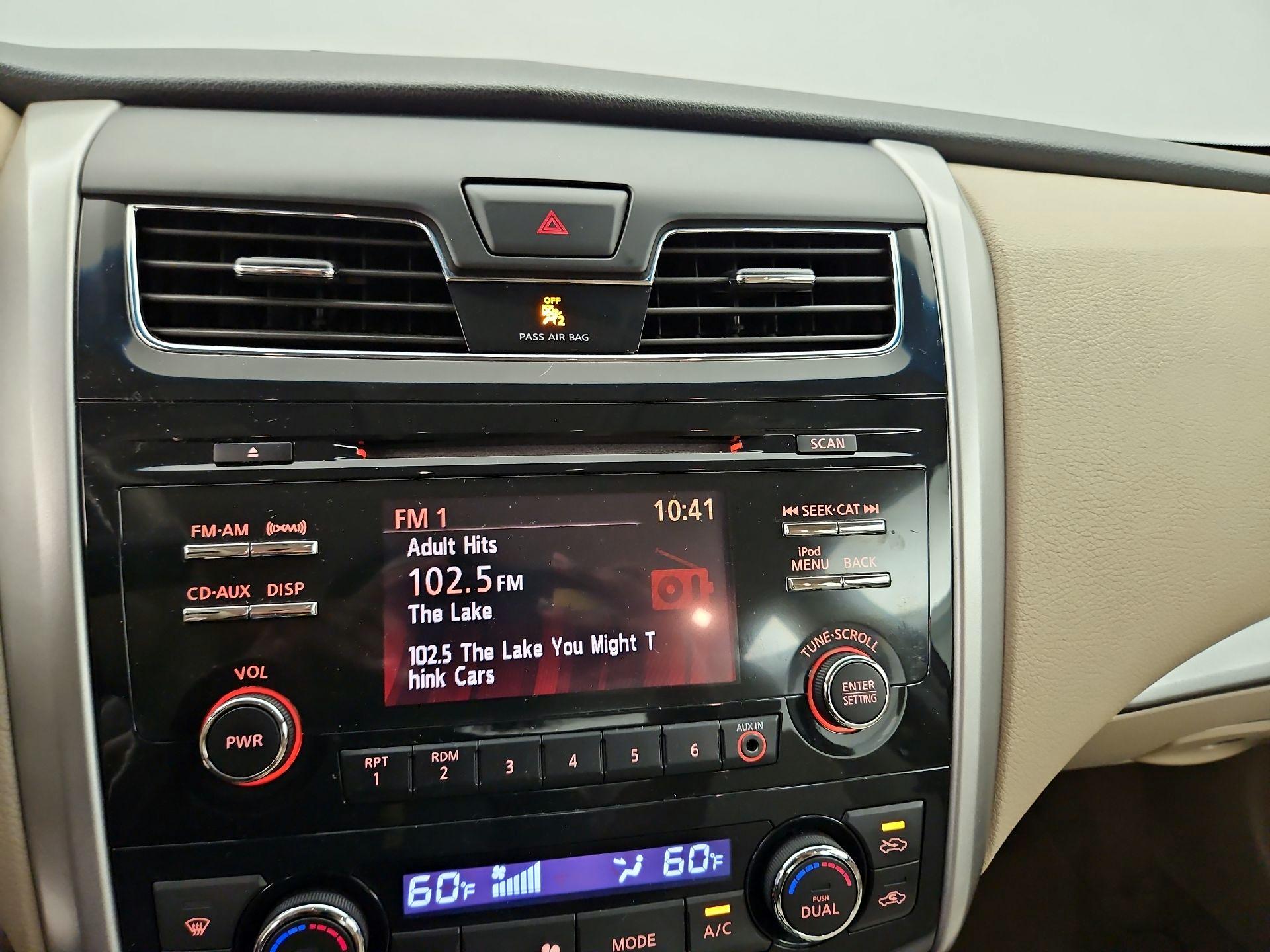 Thumbnail: 2013 Nissan Altima - 15