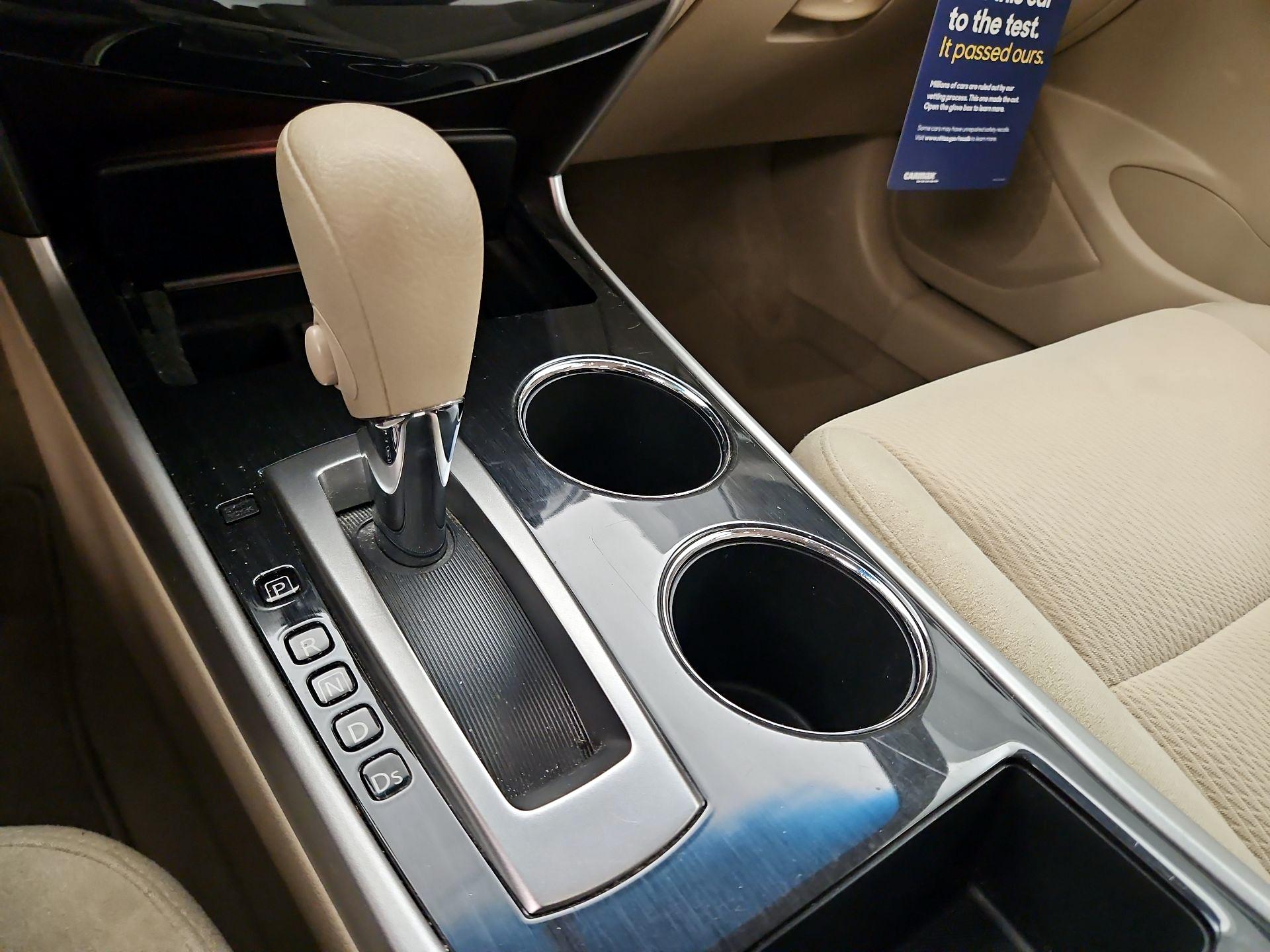 Thumbnail: 2013 Nissan Altima - 17