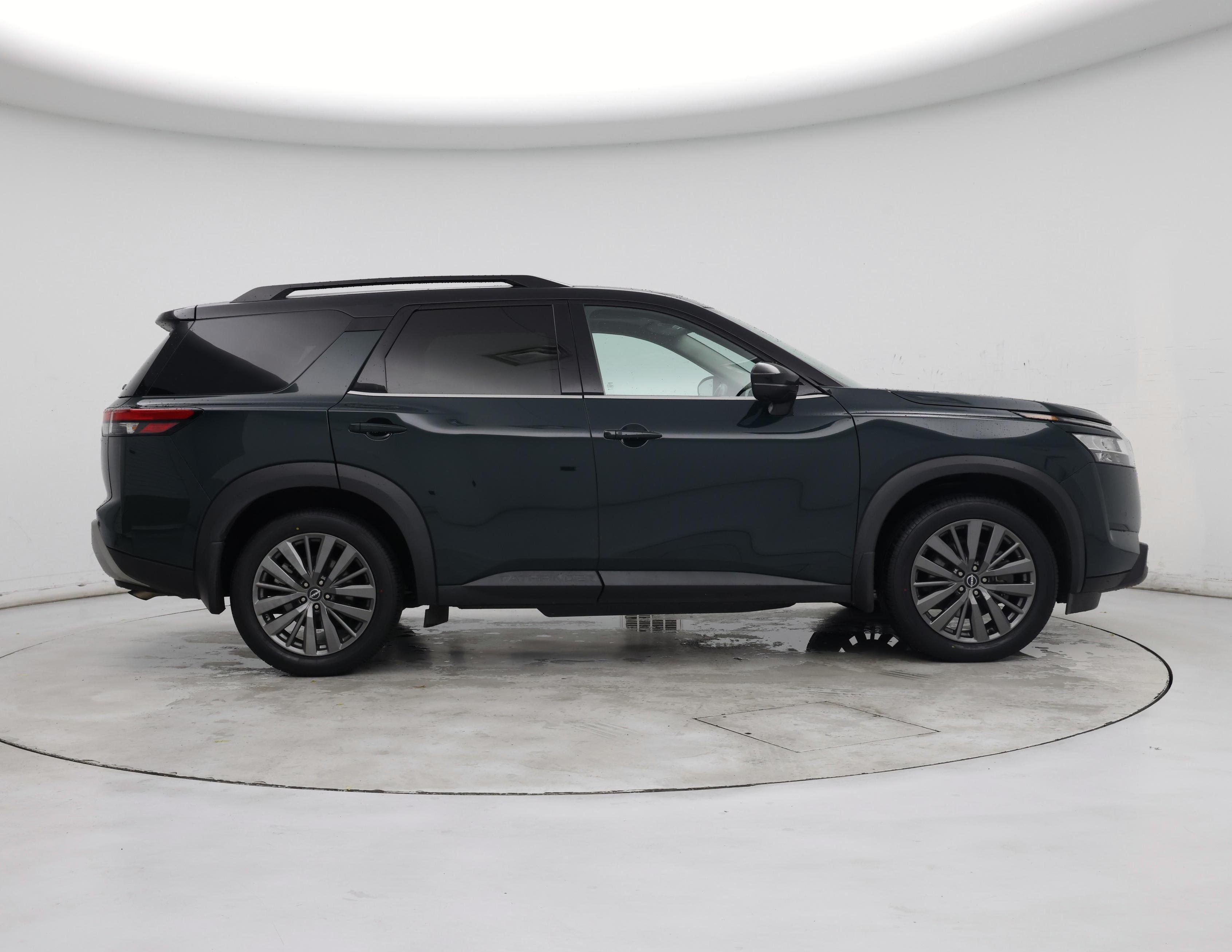 Thumbnail: 2022 Nissan Pathfinder - 7