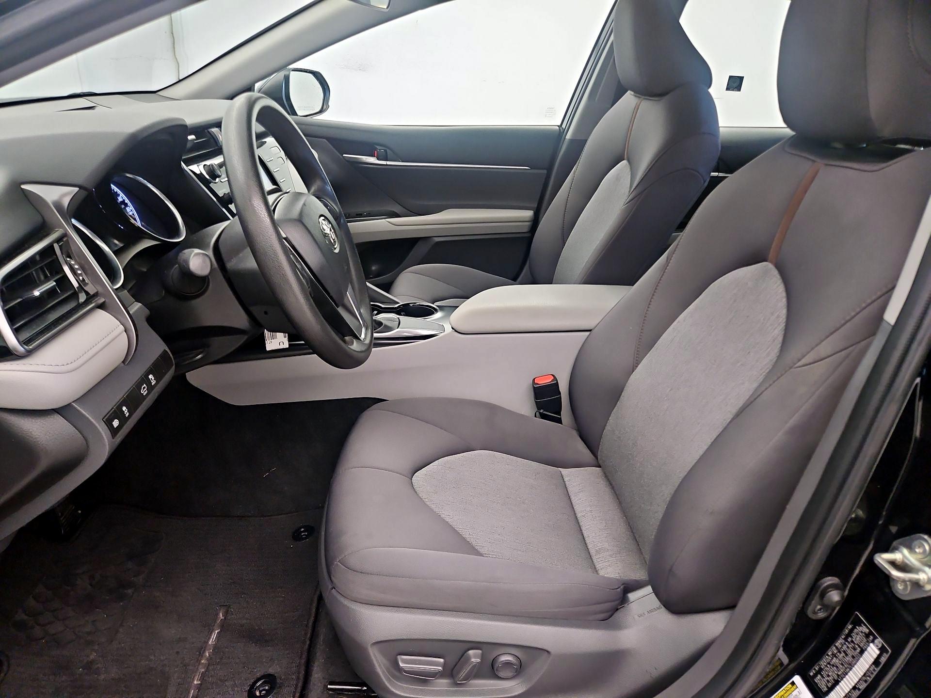 Thumbnail: 2020 Toyota Camry - 11