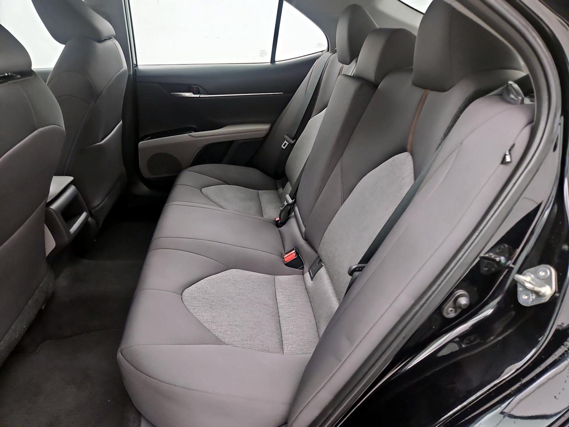 Thumbnail: 2020 Toyota Camry - 19