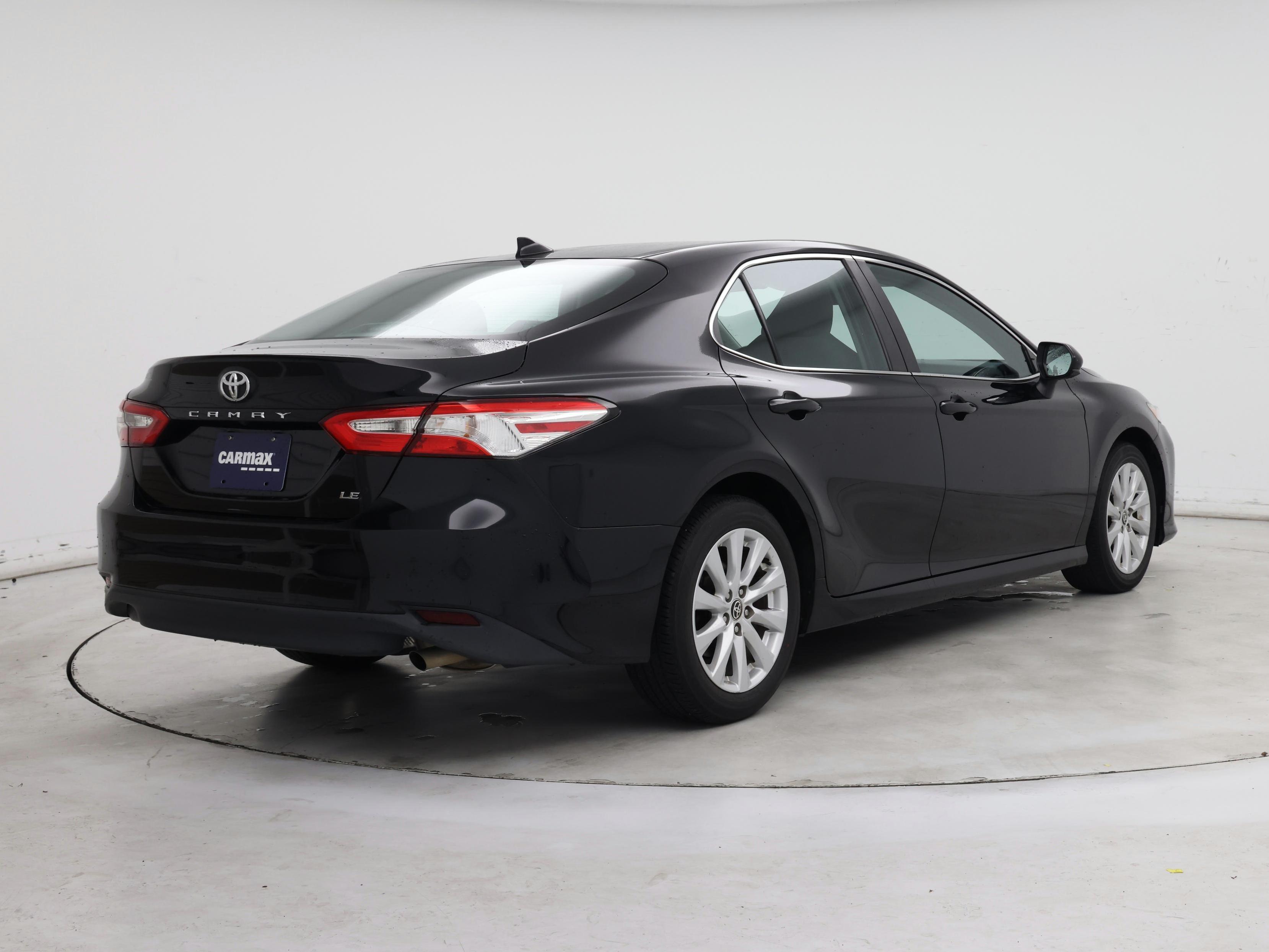 Thumbnail: 2020 Toyota Camry - 8