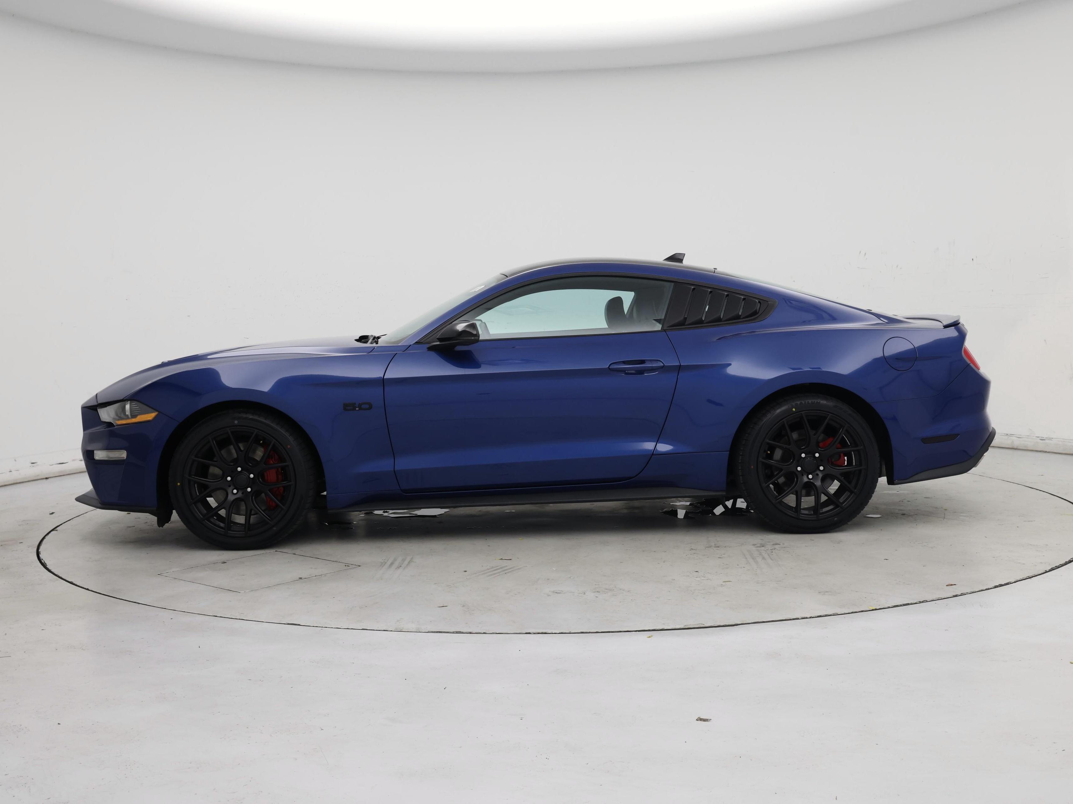 Thumbnail: 2022 Ford Mustang - 3