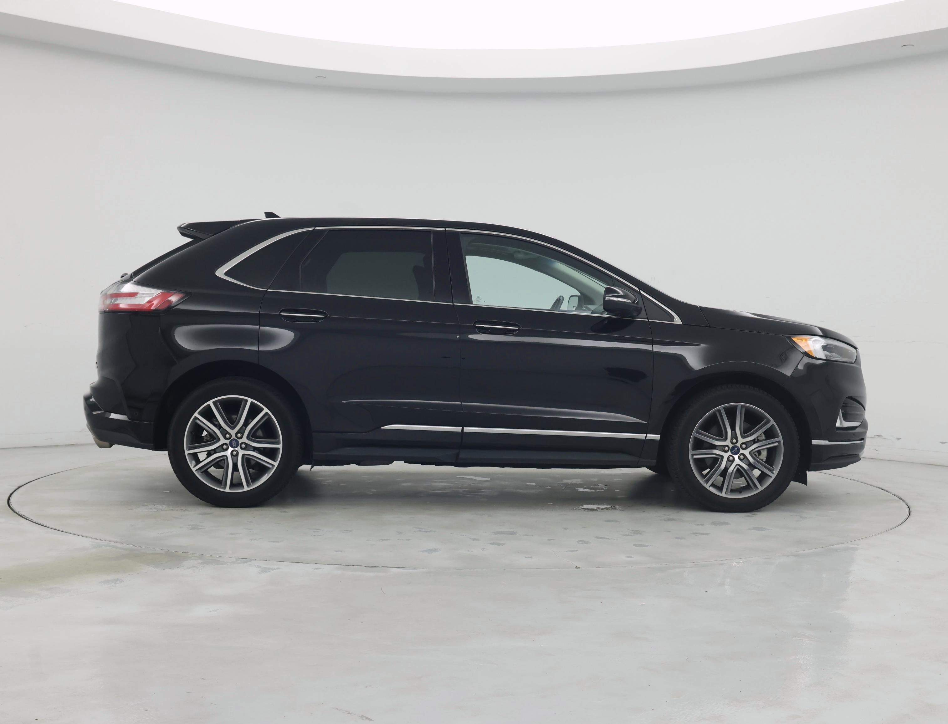 Thumbnail: 2019 Ford Edge - 7