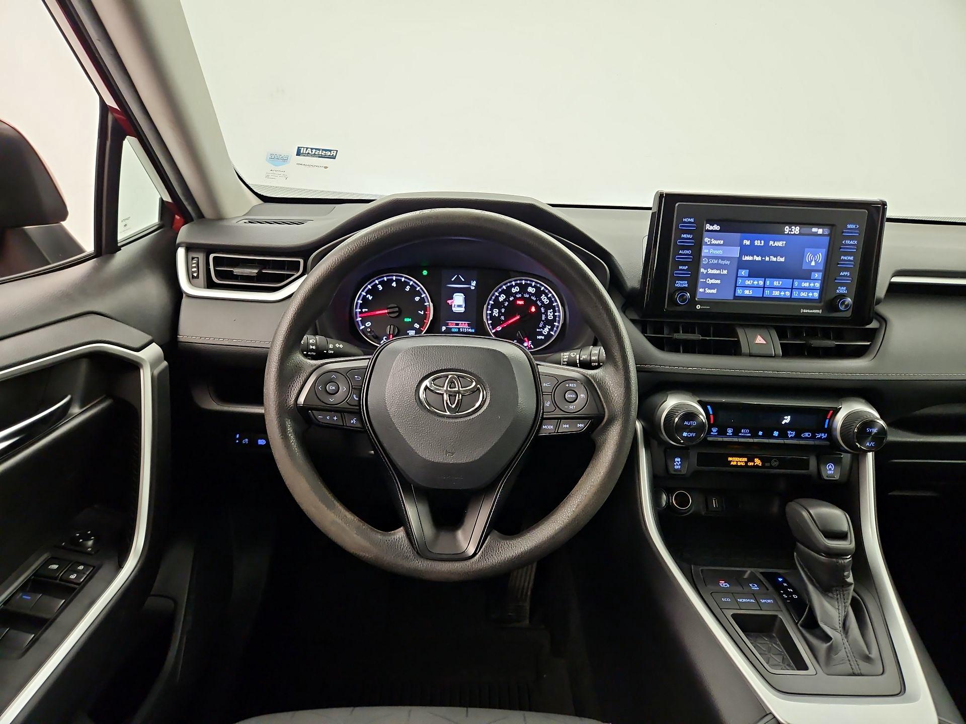 Thumbnail: 2021 Toyota RAV4 - 10