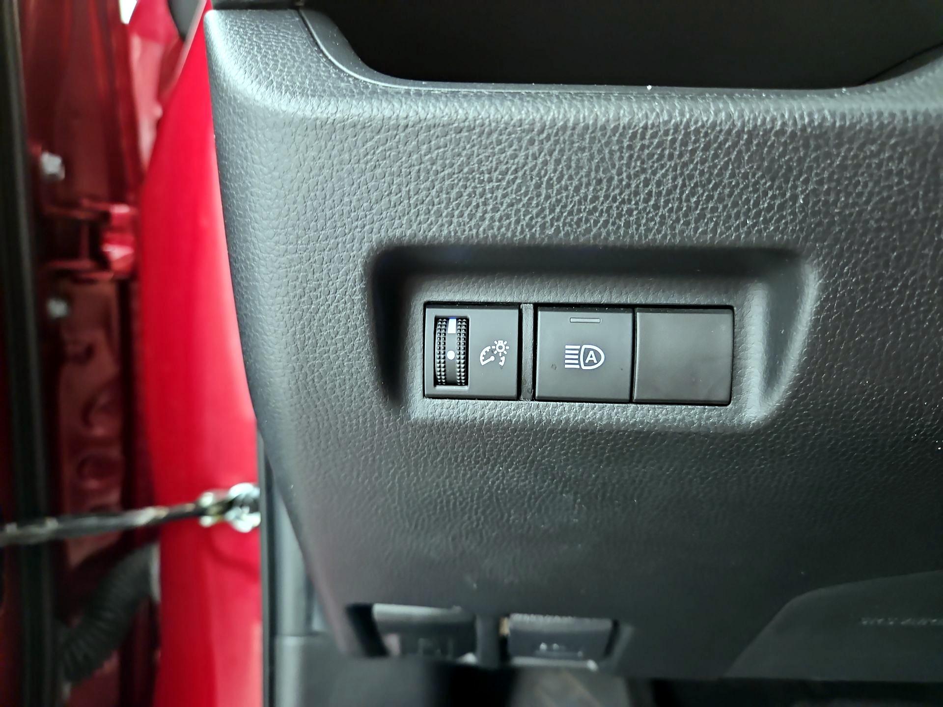 Thumbnail: 2021 Toyota RAV4 - 13