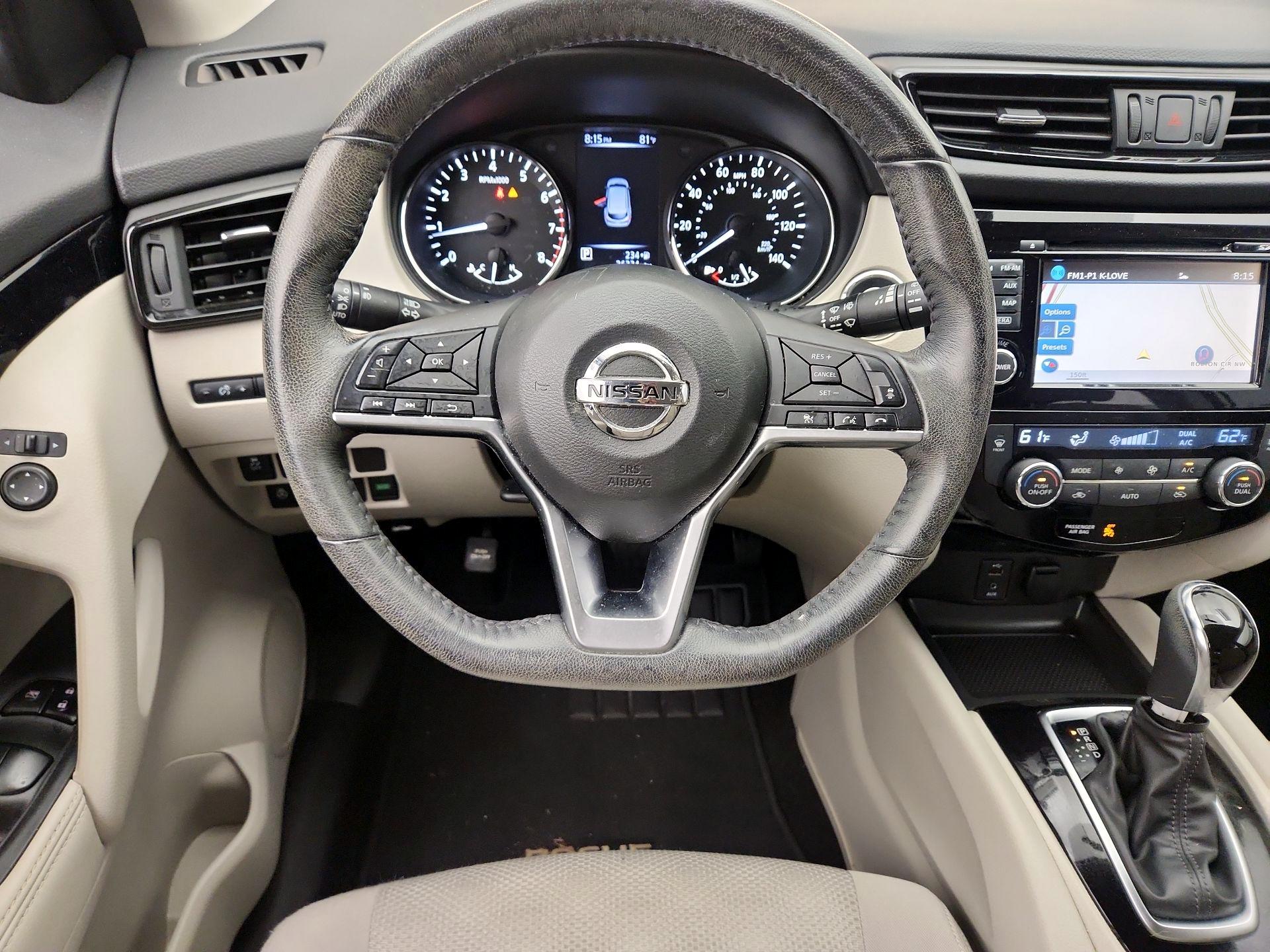 Thumbnail: 2018 Nissan Rogue Sport - 10