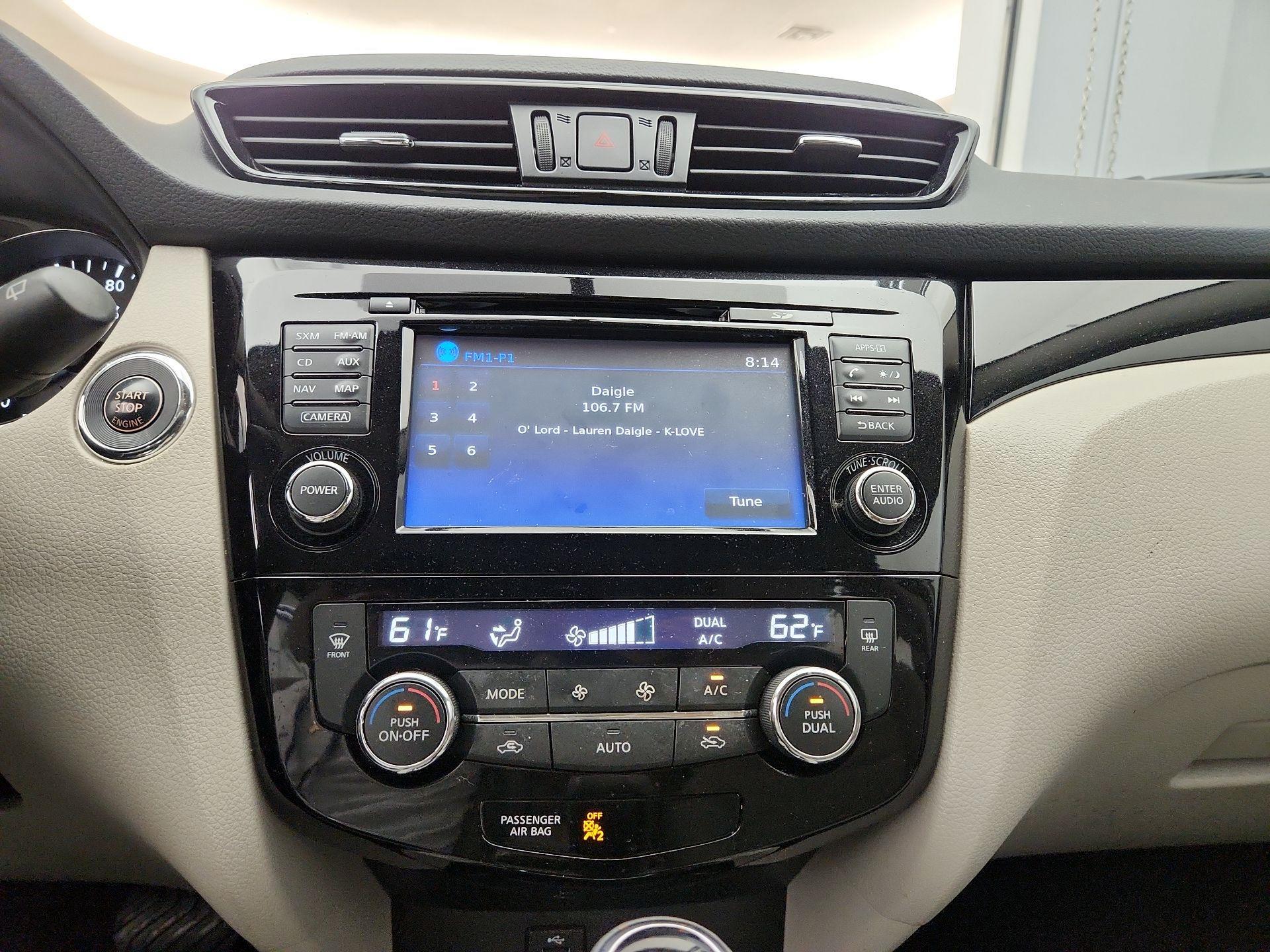 Thumbnail: 2018 Nissan Rogue Sport - 16