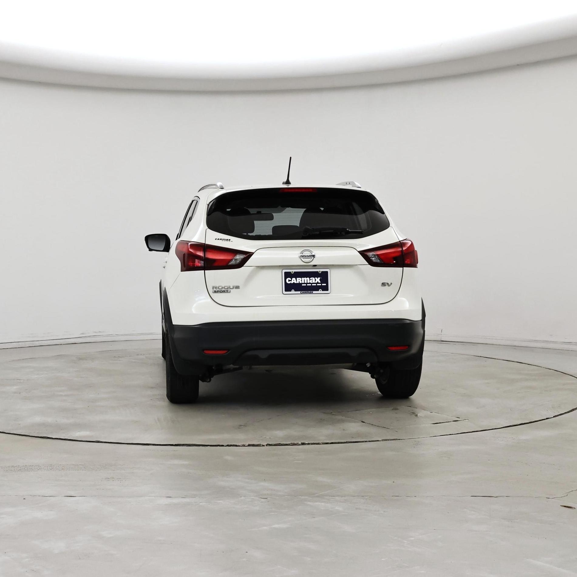 Thumbnail: 2018 Nissan Rogue Sport - 6