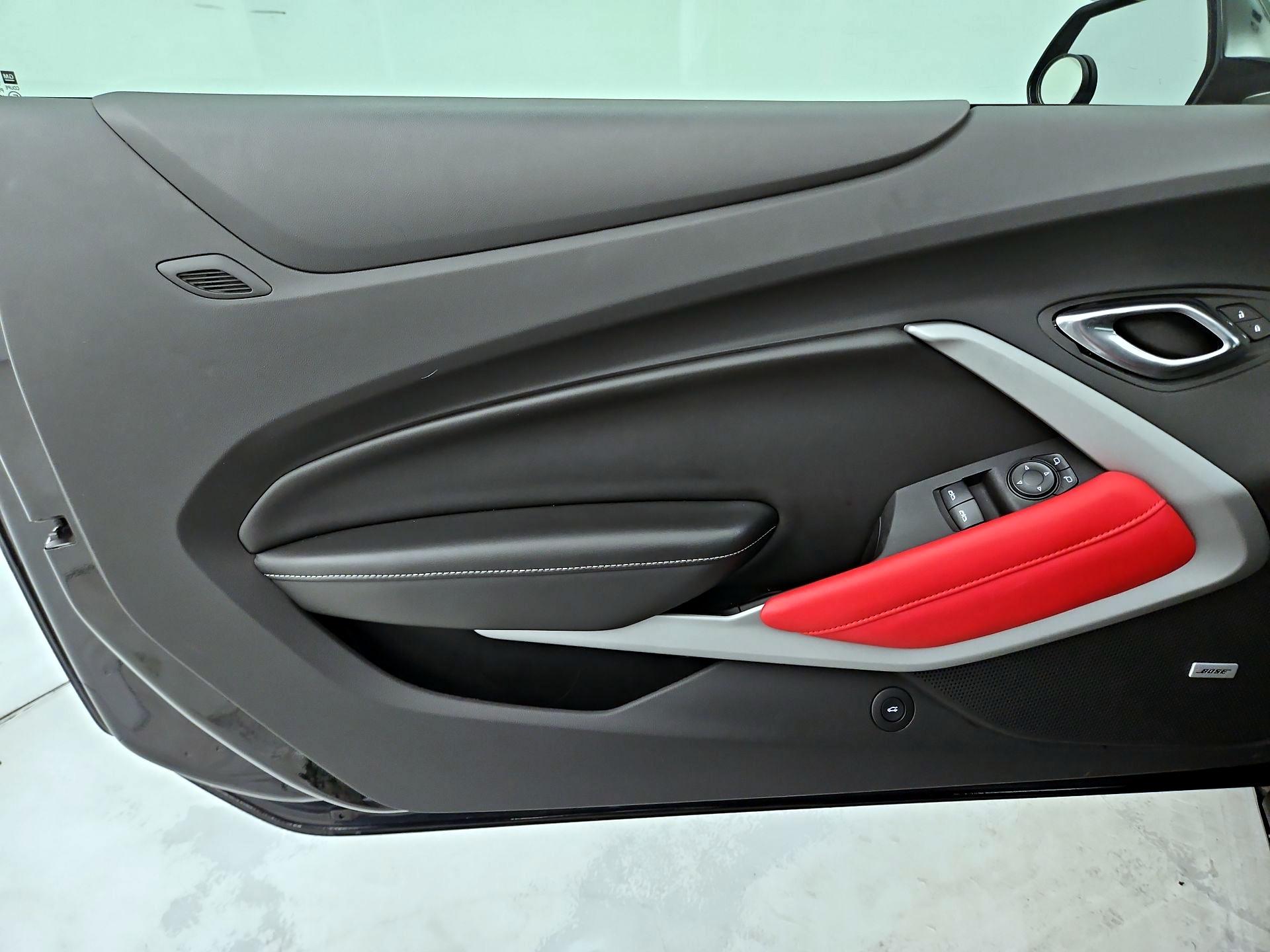 Thumbnail: 2020 Chevrolet Camaro - 12