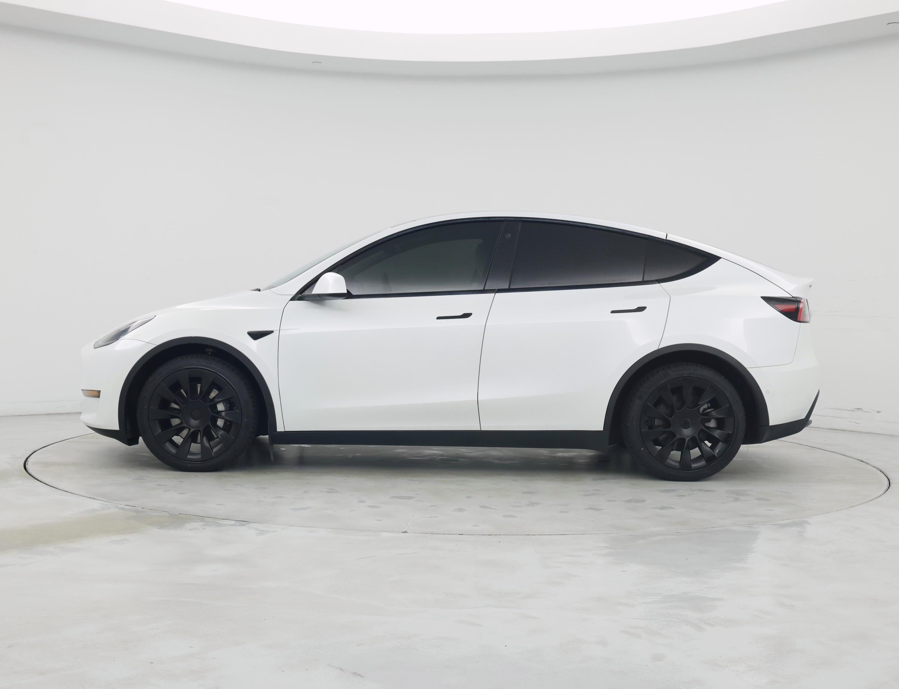 Thumbnail: 2021 Tesla Model Y - 3