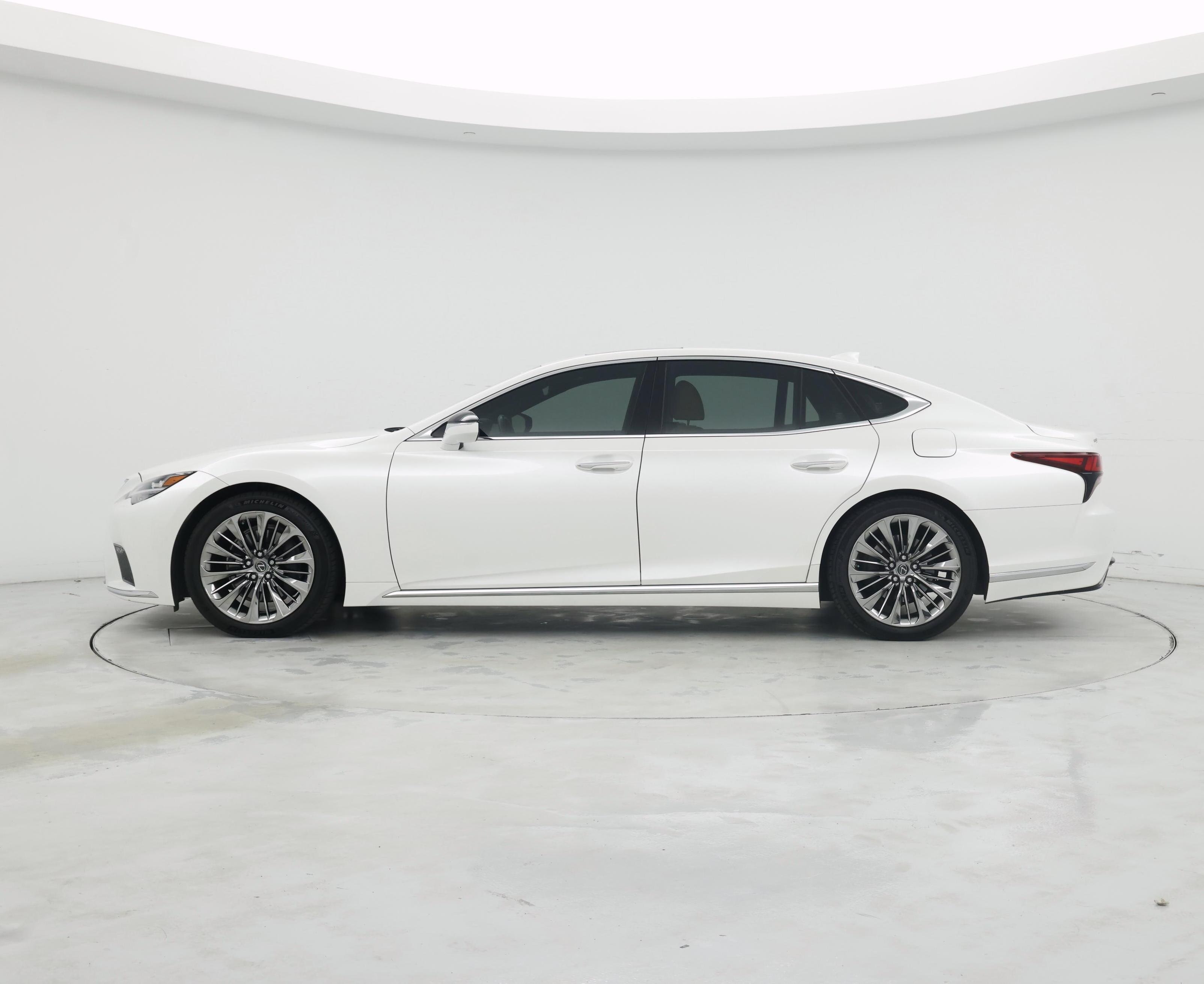 Thumbnail: 2021 Lexus LS - 3