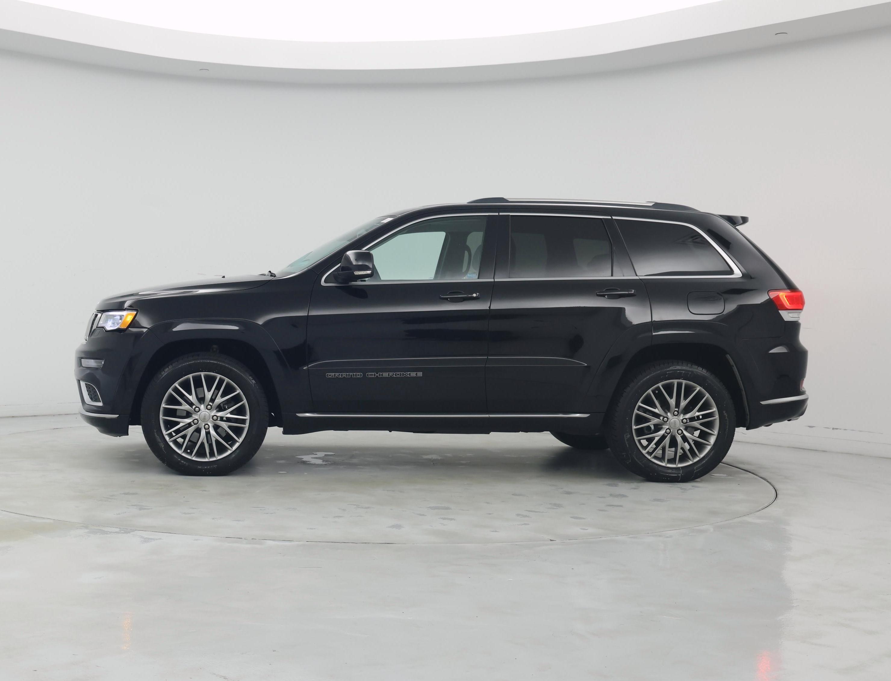 Thumbnail: 2017 Jeep Grand Cherokee - 3