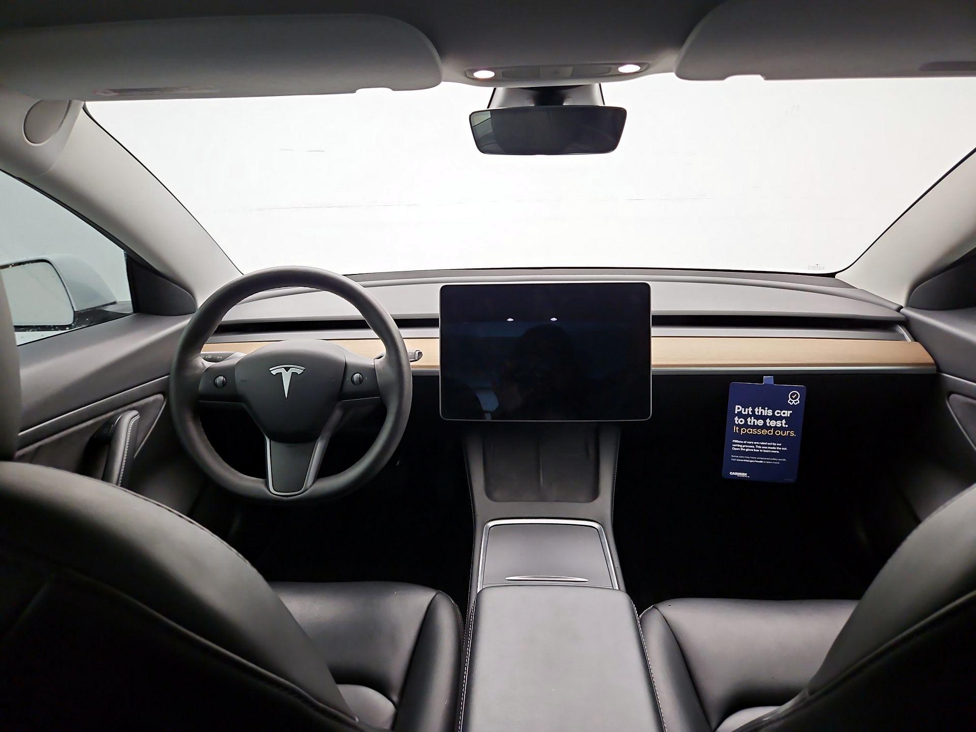 Thumbnail: 2021 Tesla Model 3 - 9