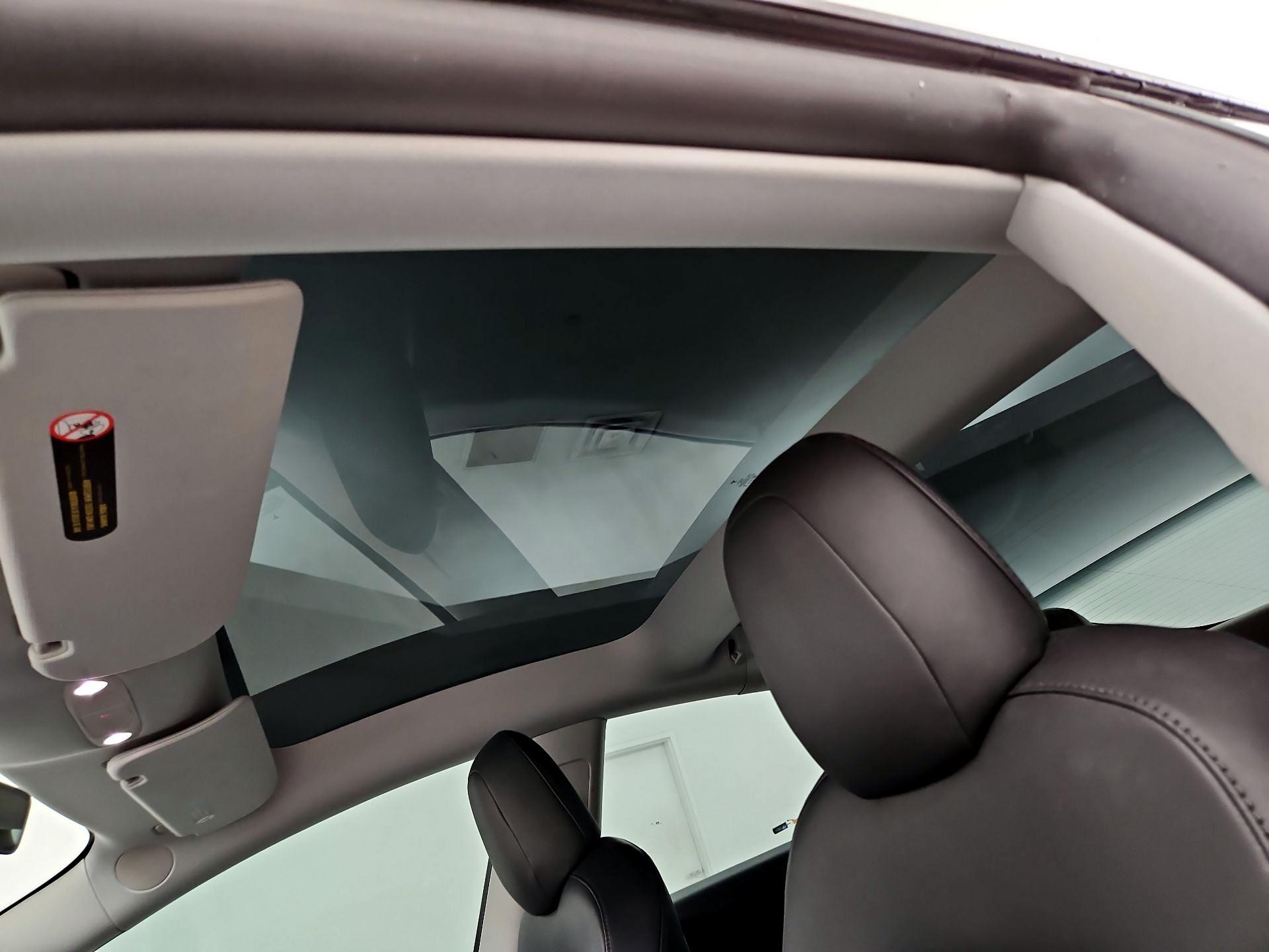 Thumbnail: 2021 Tesla Model 3 - 18