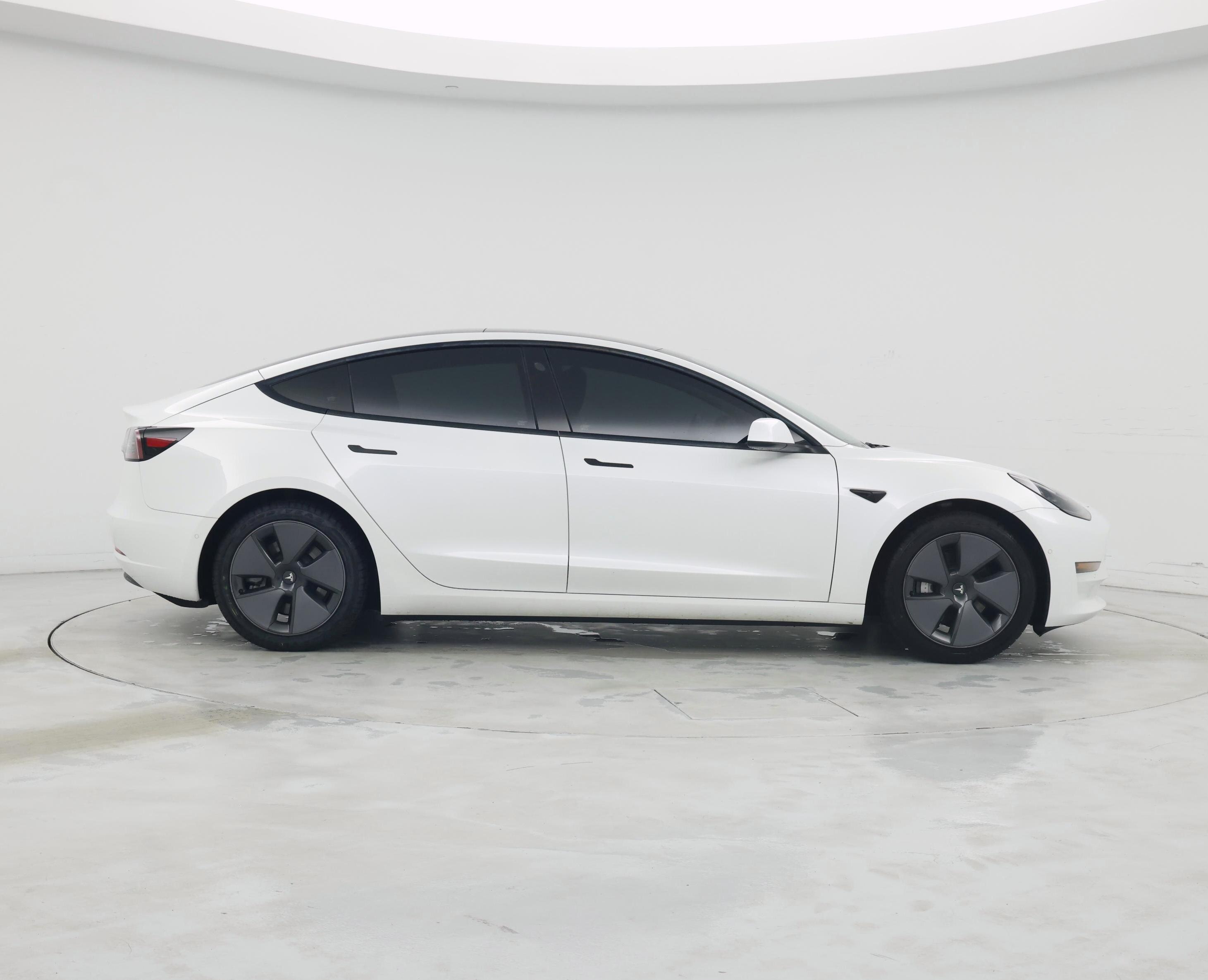 Thumbnail: 2021 Tesla Model 3 - 7