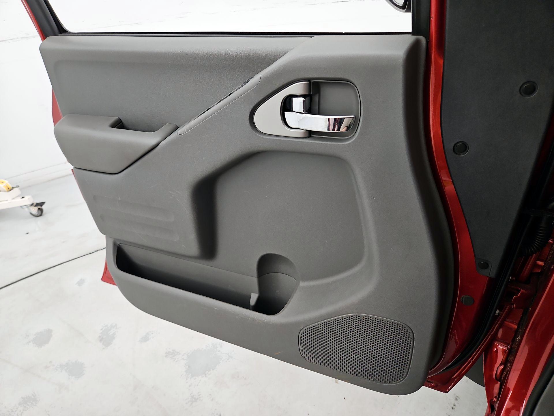 Thumbnail: 2017 Nissan Frontier - 12