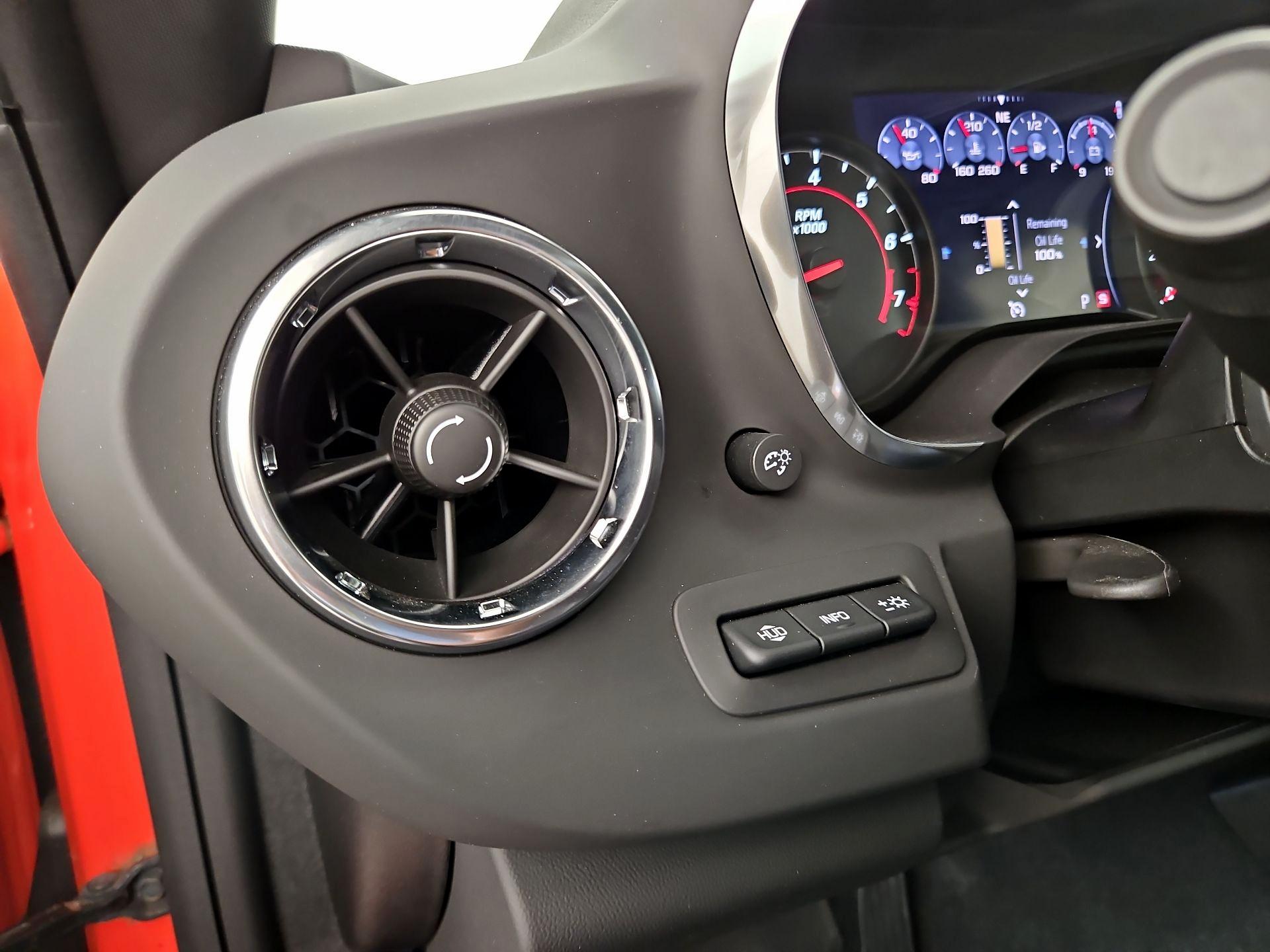 Thumbnail: 2020 Chevrolet Camaro - 13