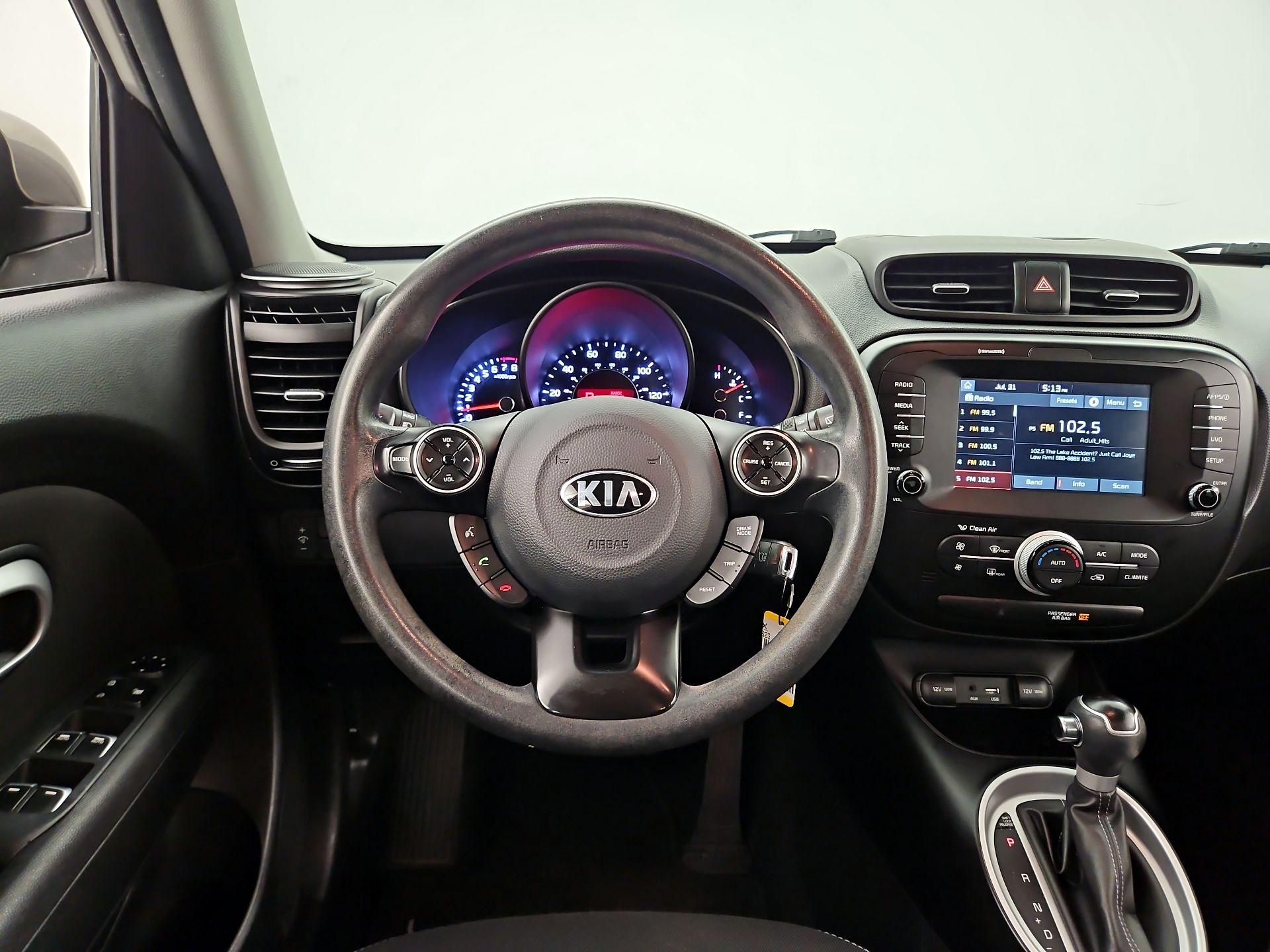 Thumbnail: 2019 Kia Soul - 10