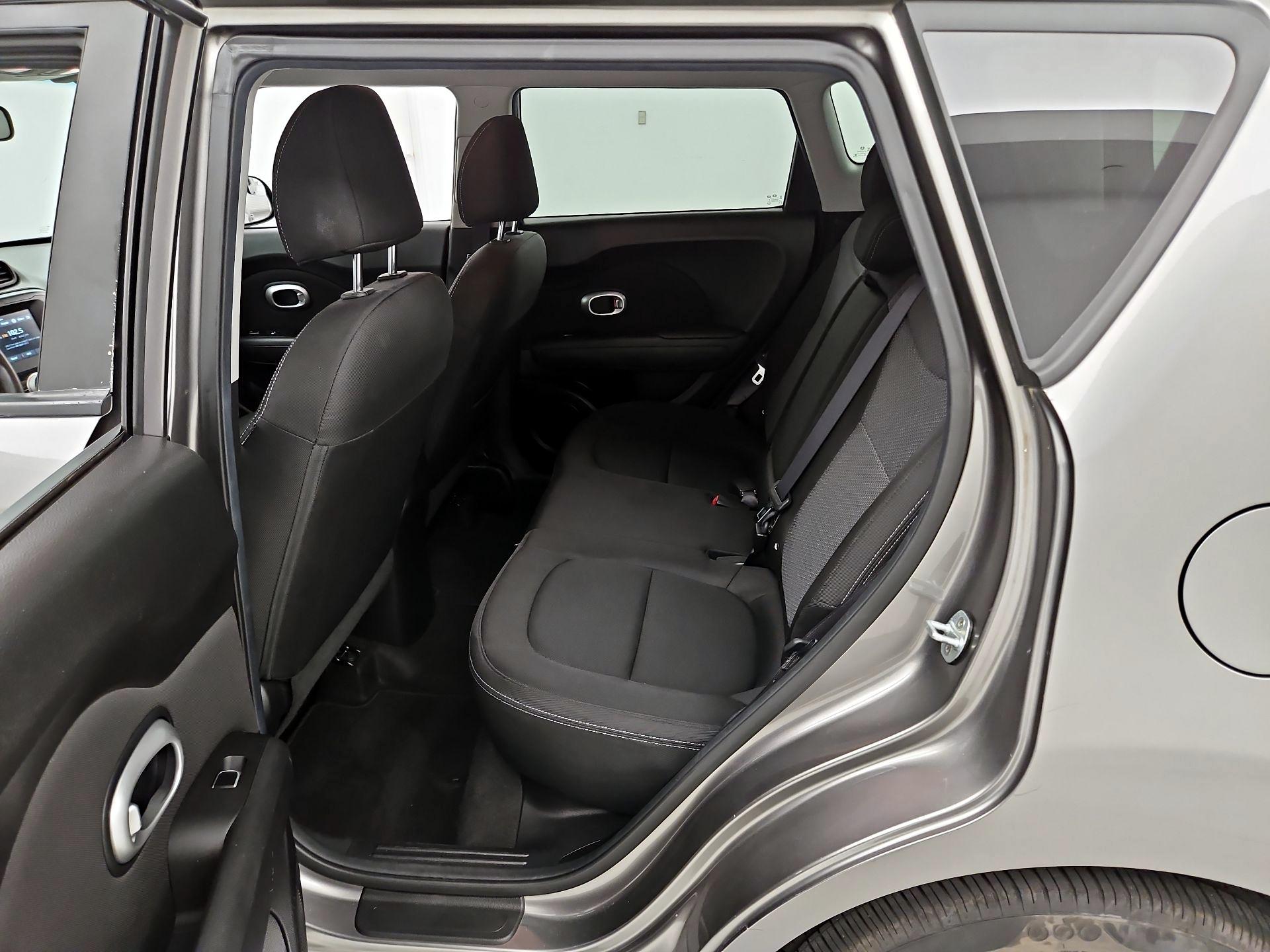 Thumbnail: 2019 Kia Soul - 19