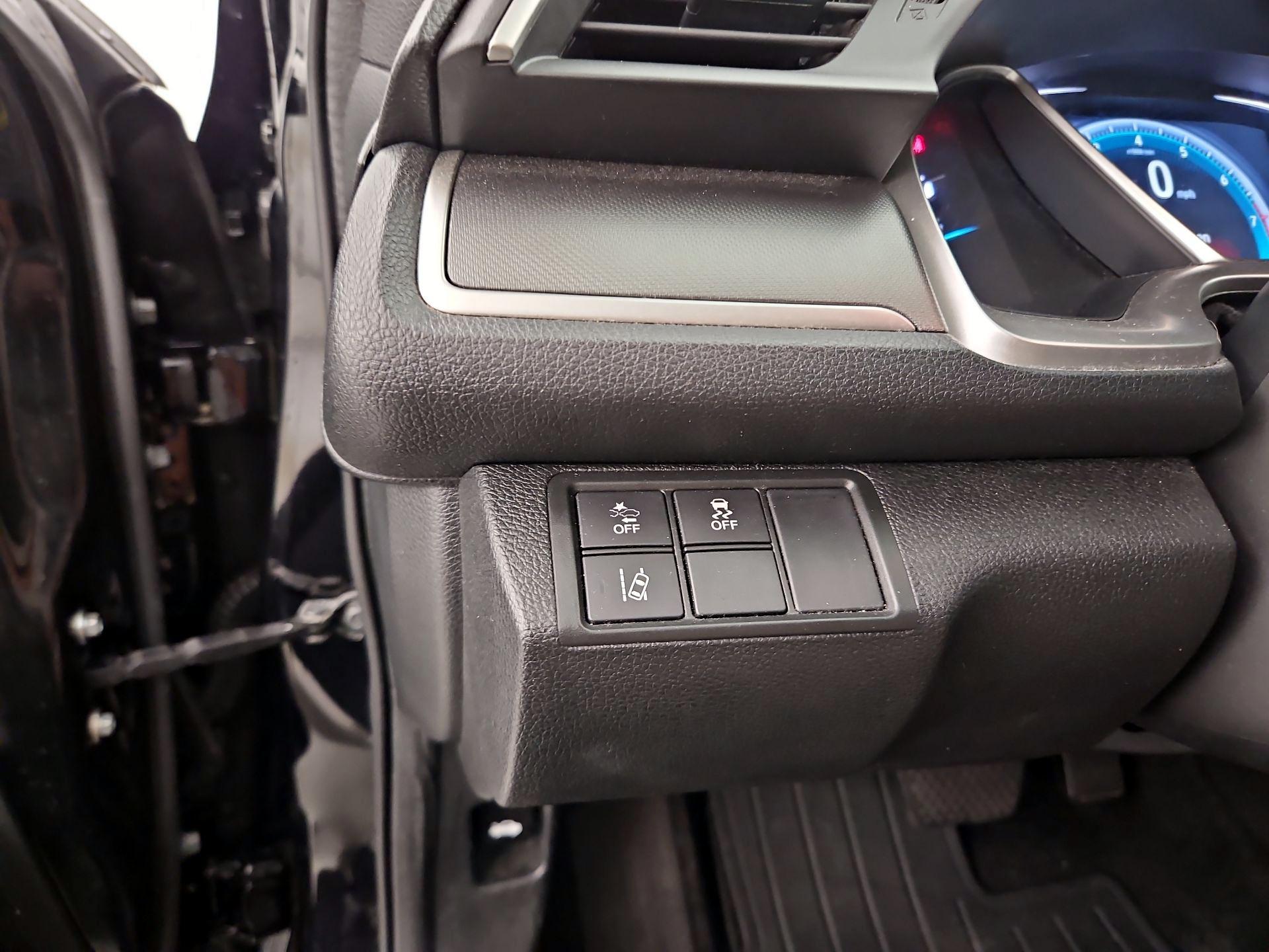 Thumbnail: 2016 Honda Civic - 13