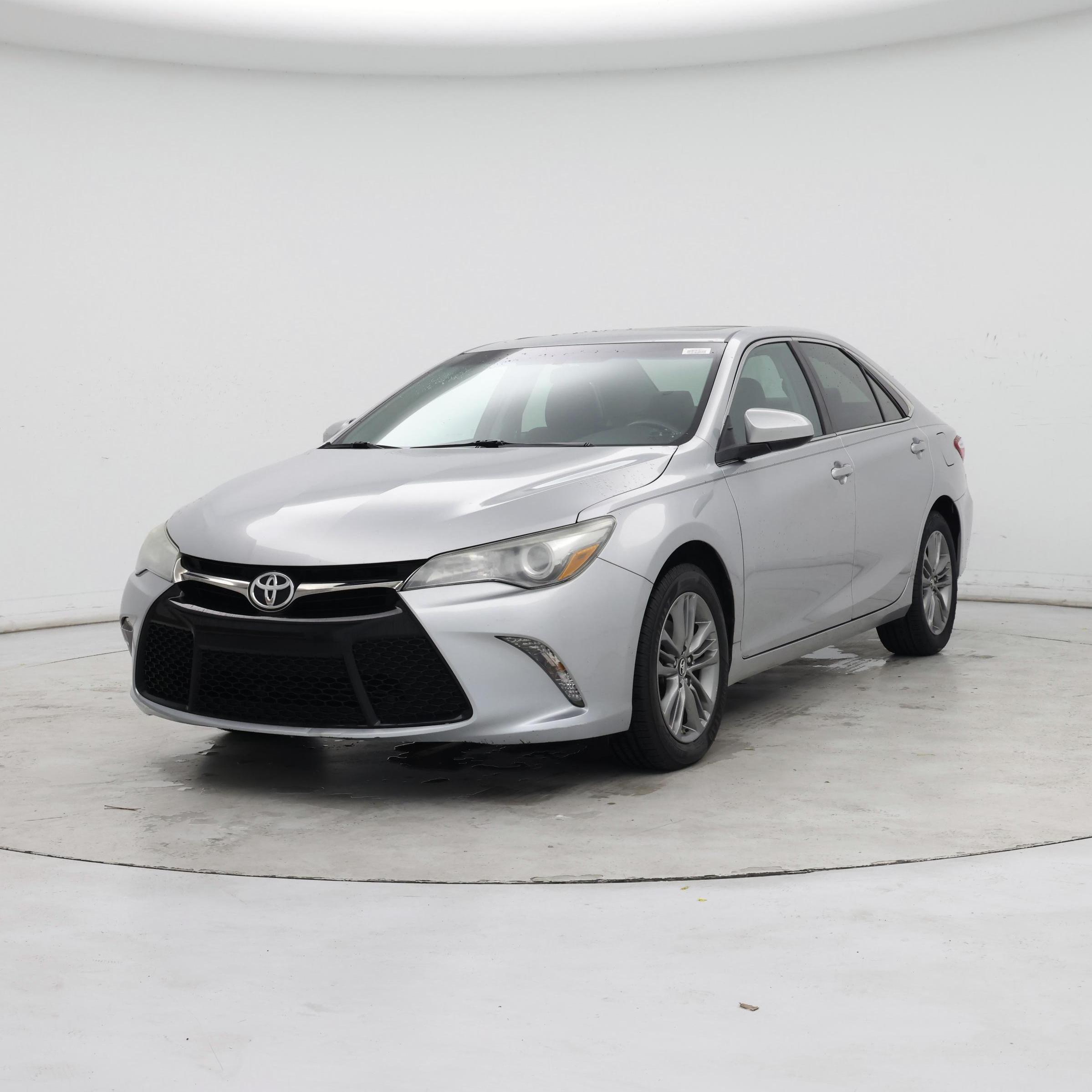 Thumbnail: 2017 Toyota Camry - 4