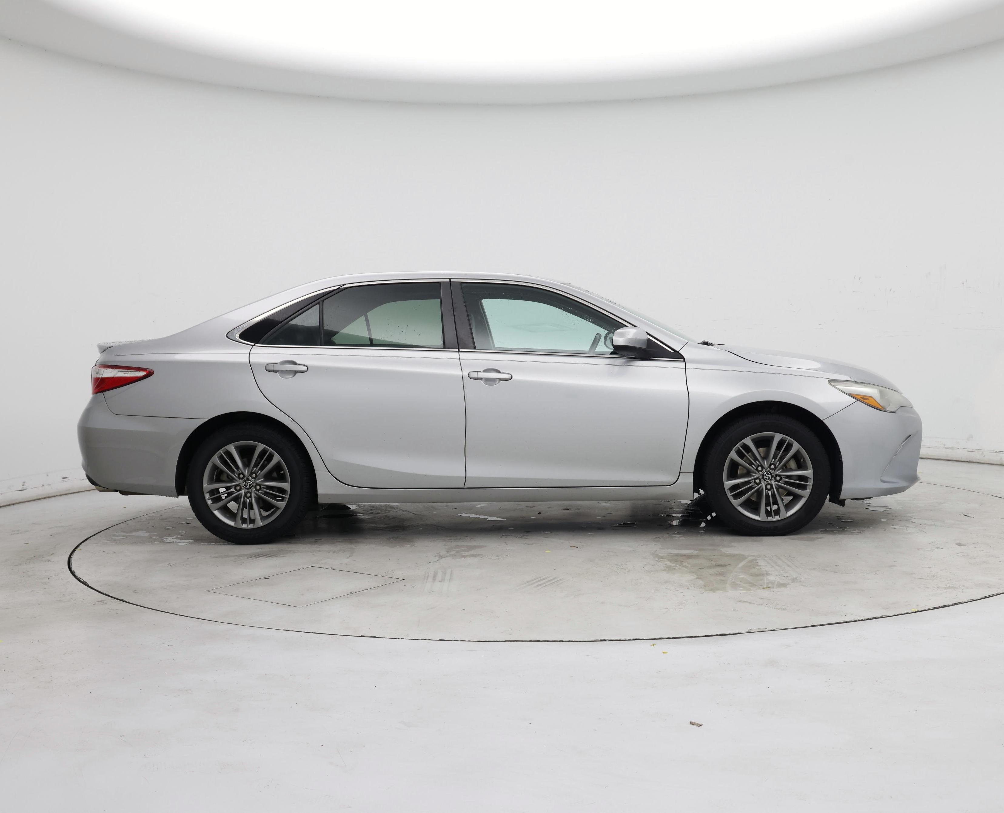 Thumbnail: 2017 Toyota Camry - 7