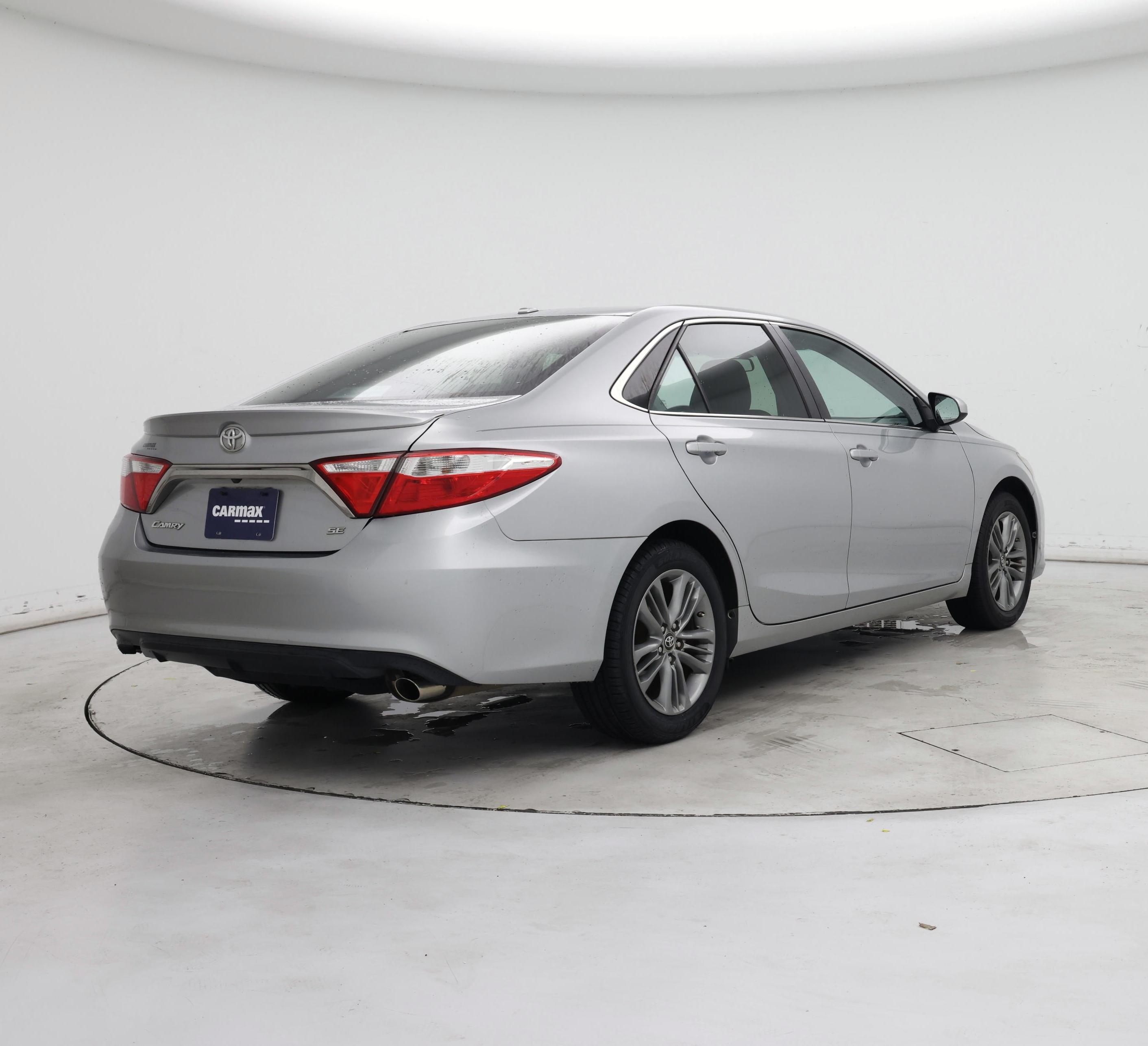 Thumbnail: 2017 Toyota Camry - 8