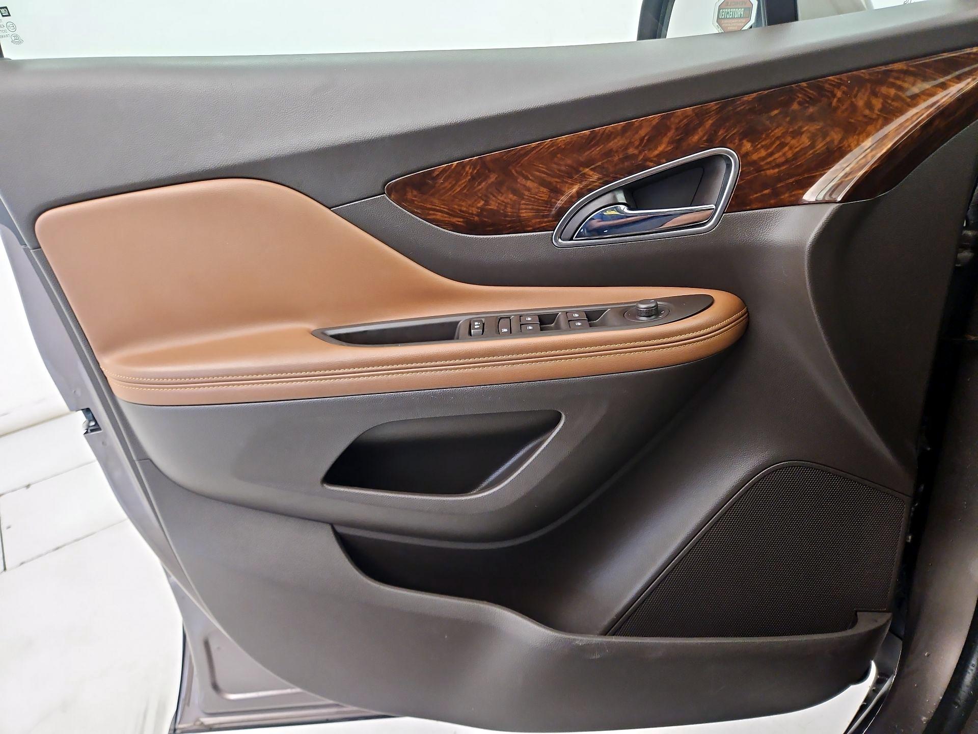 Thumbnail: 2015 Buick Encore - 12