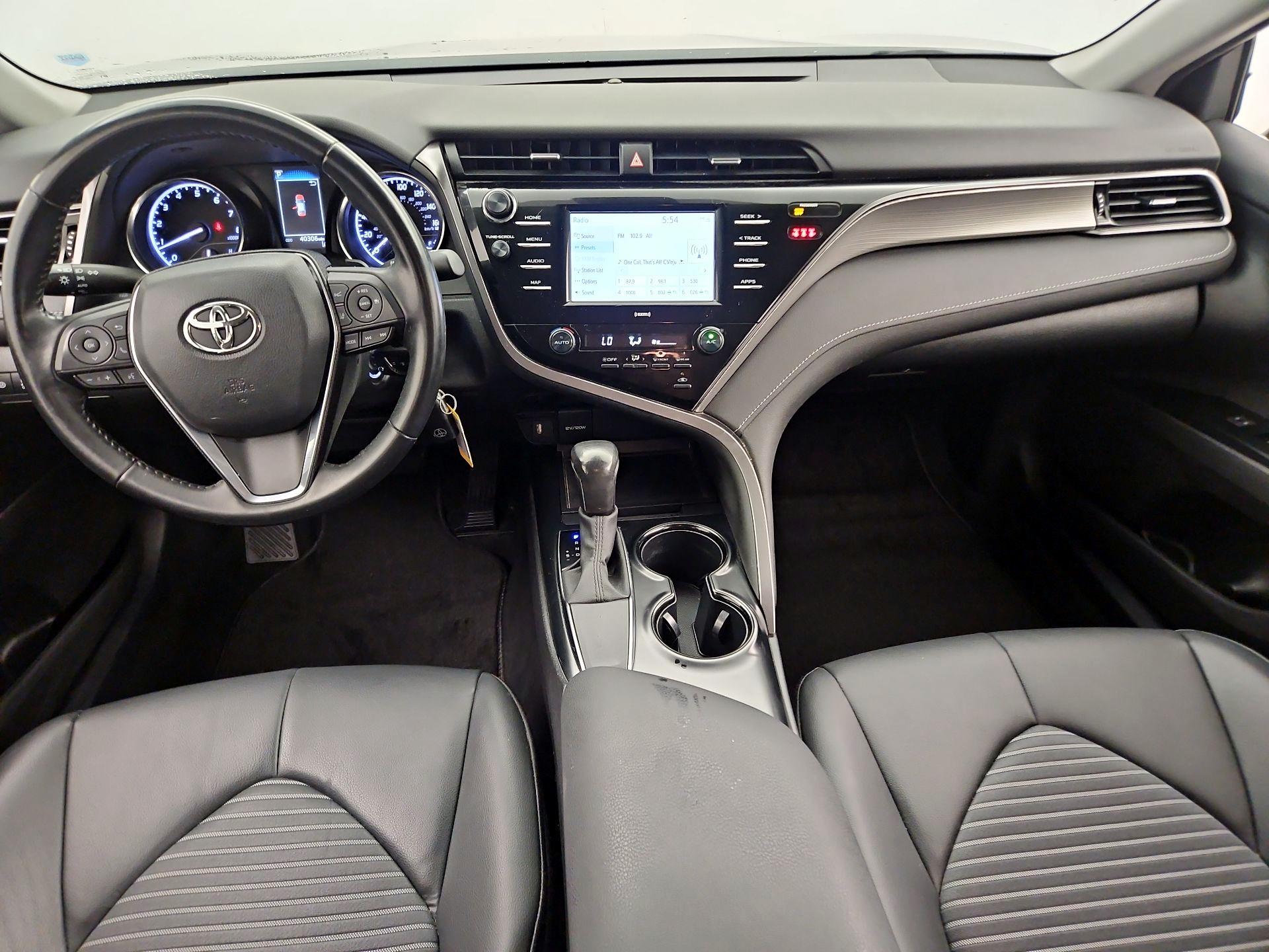 Thumbnail: 2020 Toyota Camry - 9
