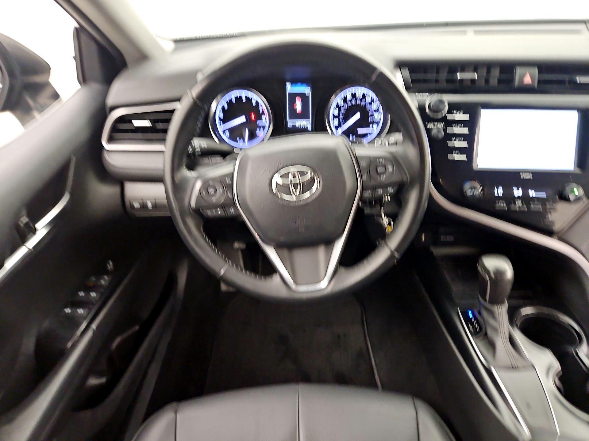 Thumbnail: 2020 Toyota Camry - 10