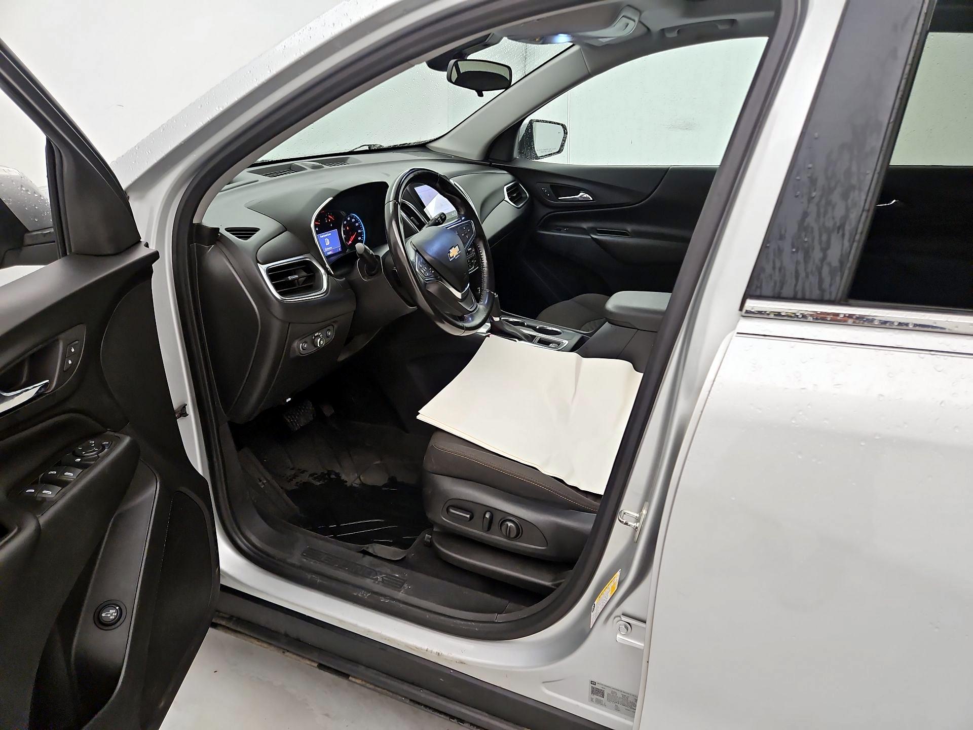 Thumbnail: 2021 Chevrolet Equinox - 11