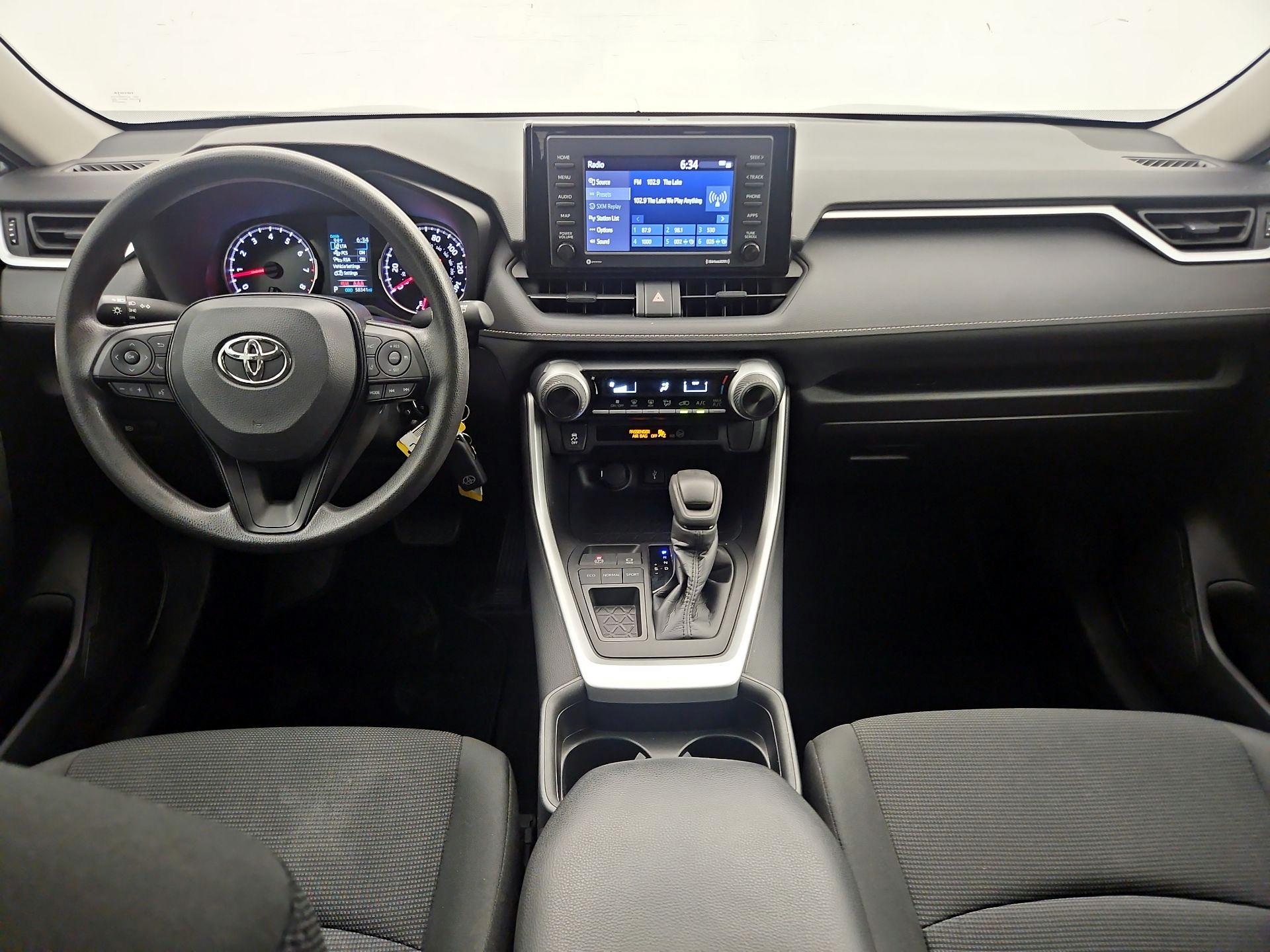 Thumbnail: 2021 Toyota RAV4 - 9