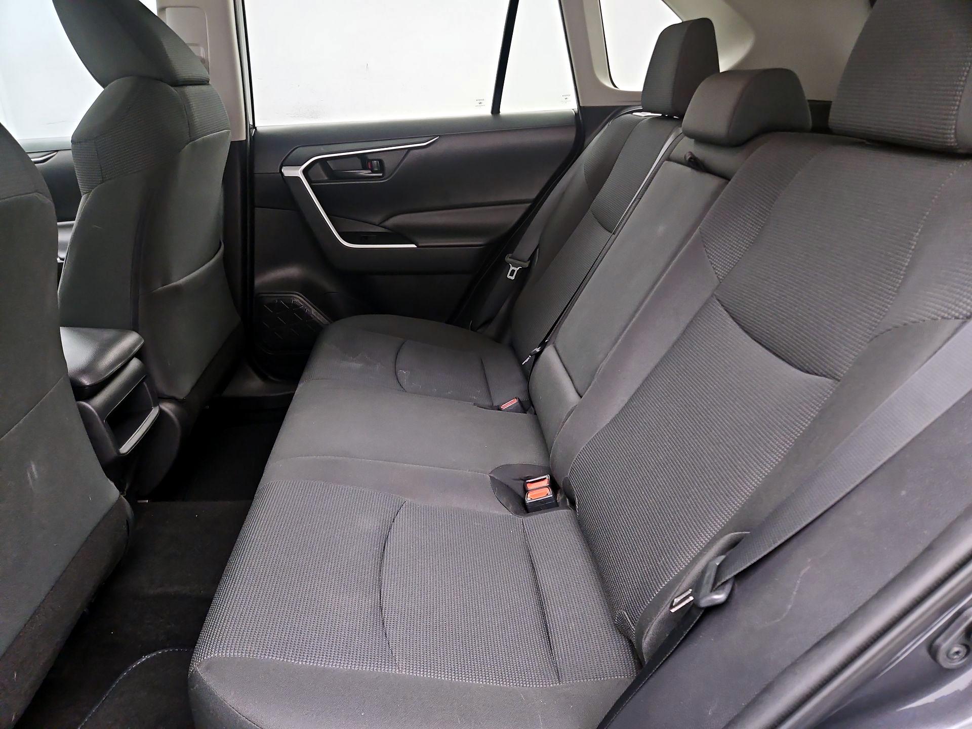 Thumbnail: 2021 Toyota RAV4 - 19