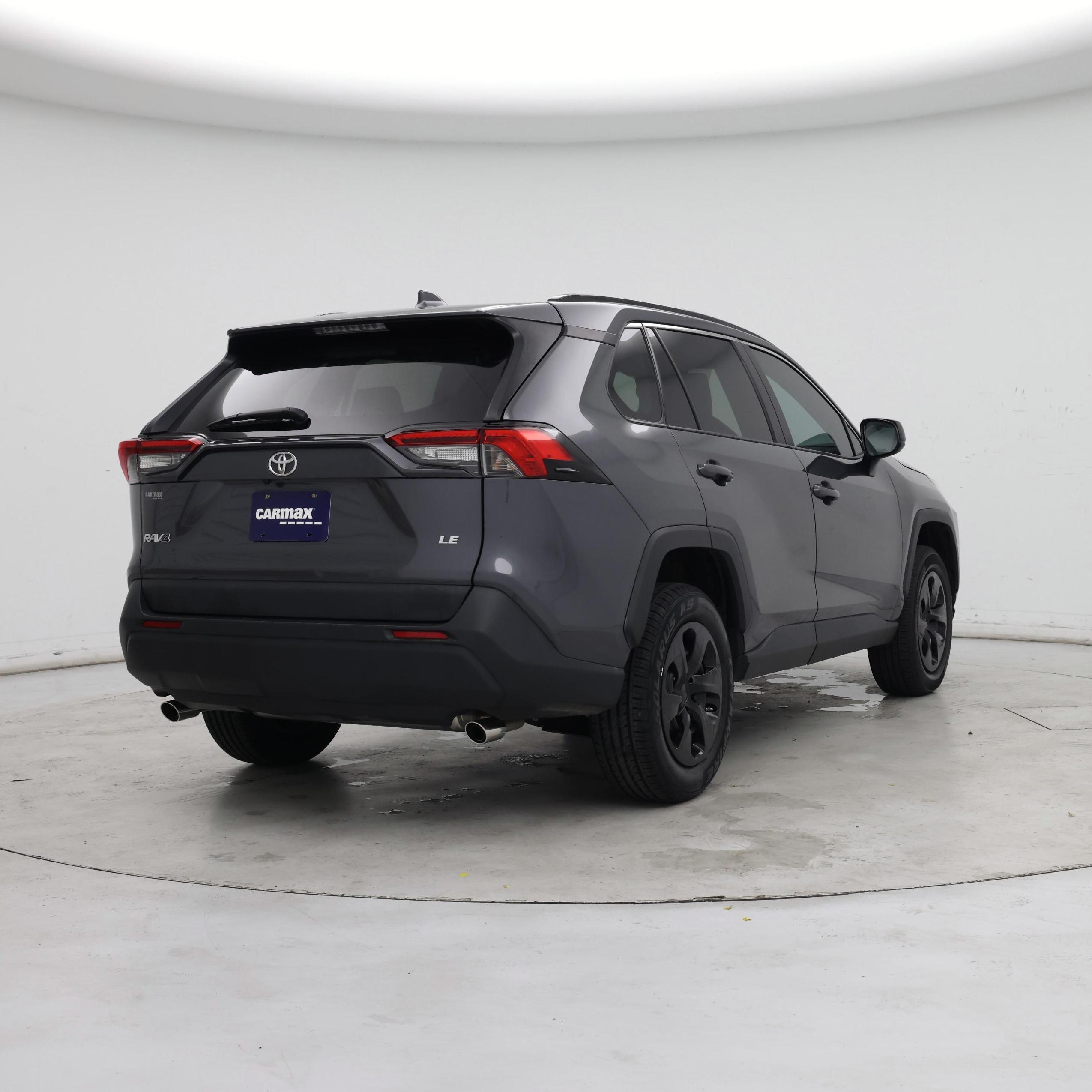 Thumbnail: 2021 Toyota RAV4 - 8
