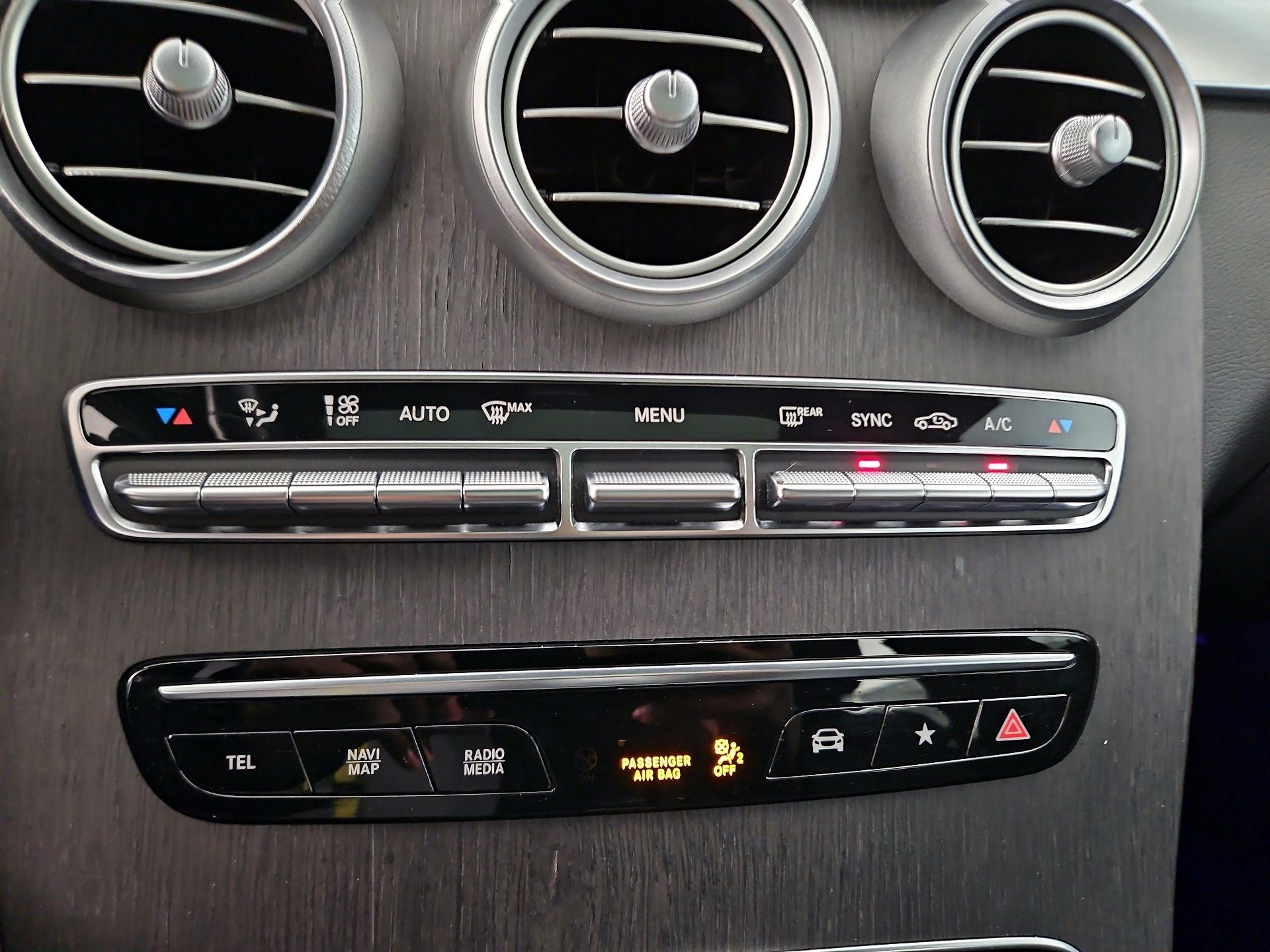 Thumbnail: 2020 Mercedes-Benz GLC - 16