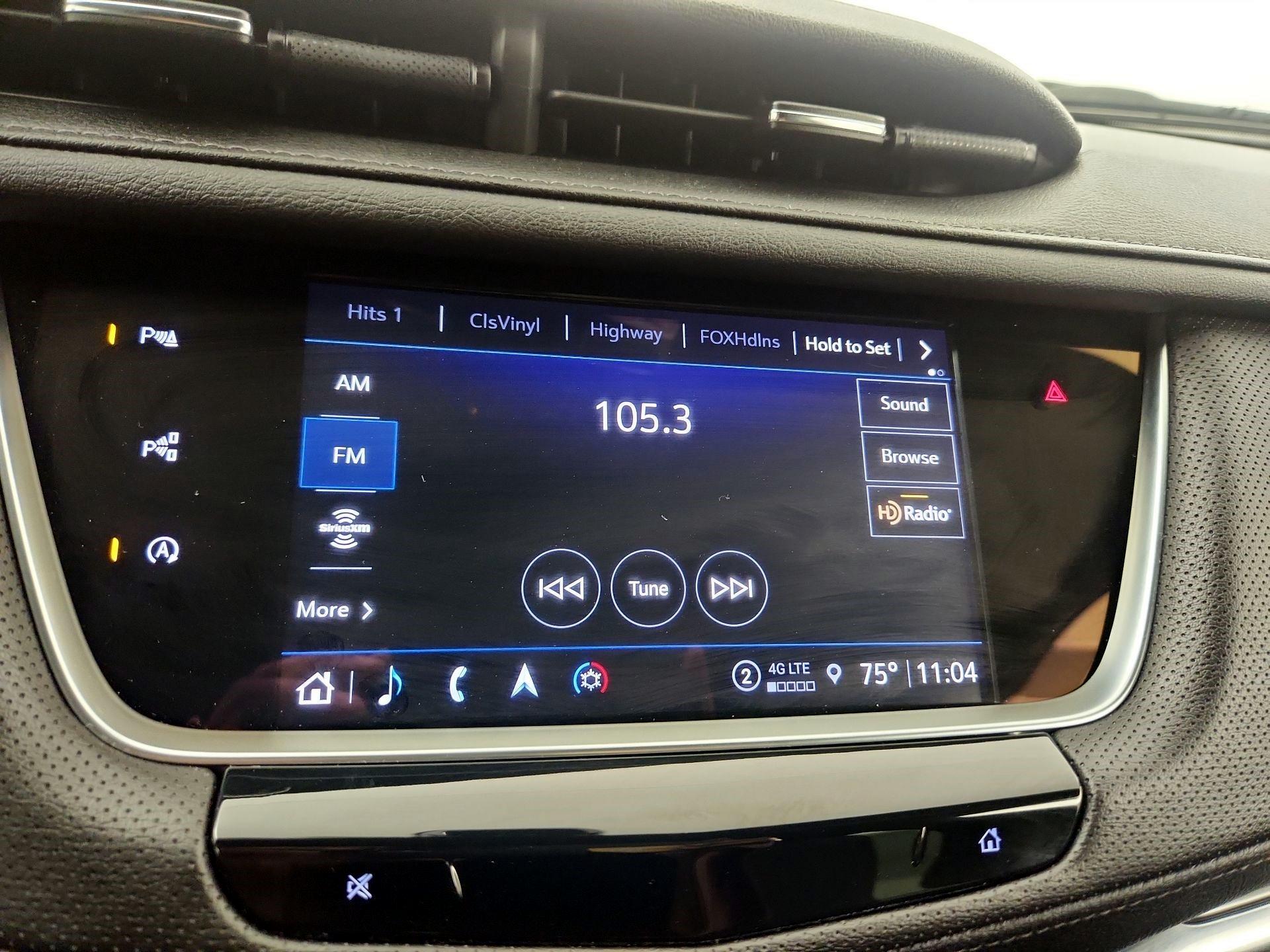 Thumbnail: 2022 Cadillac XT5 - 14