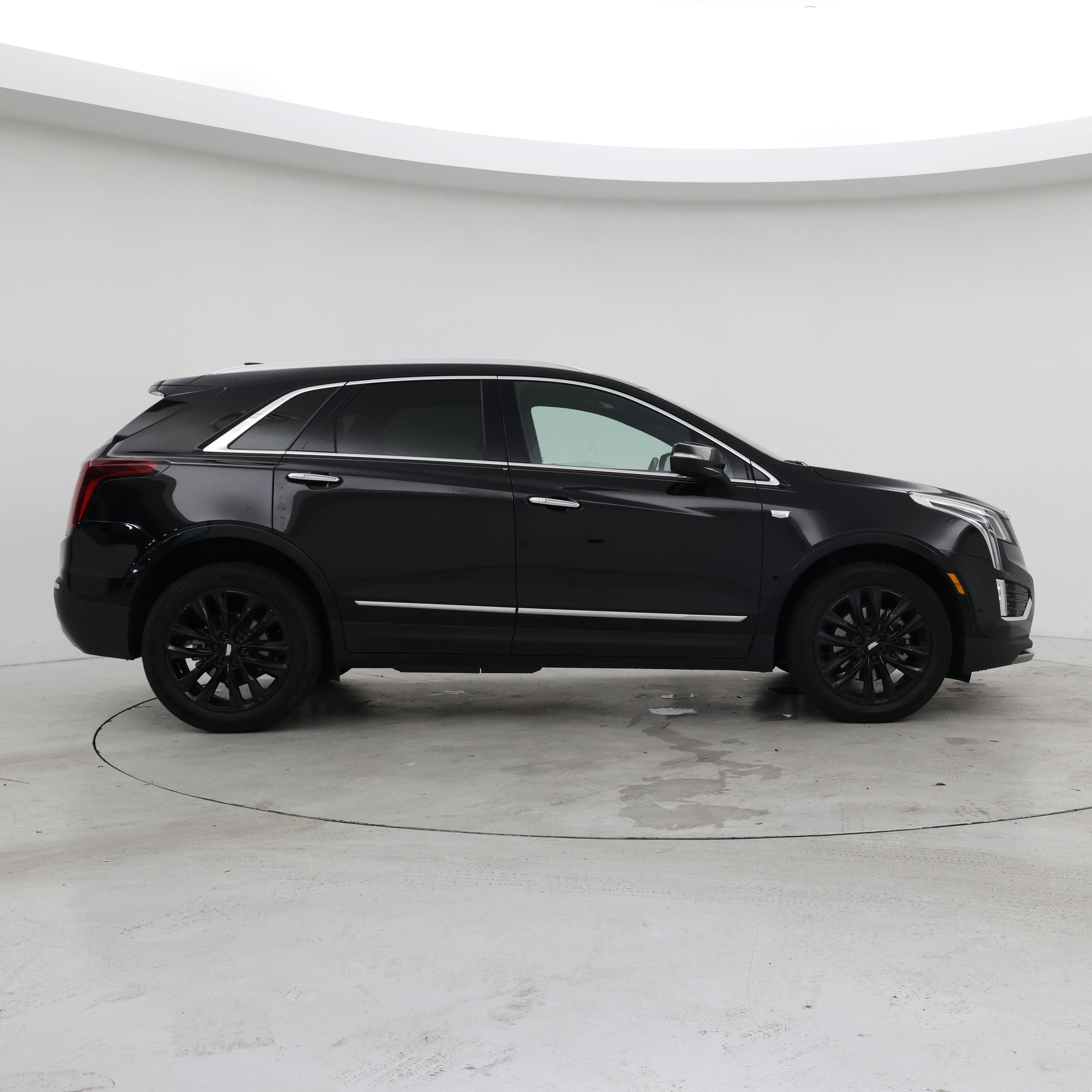 Thumbnail: 2022 Cadillac XT5 - 7