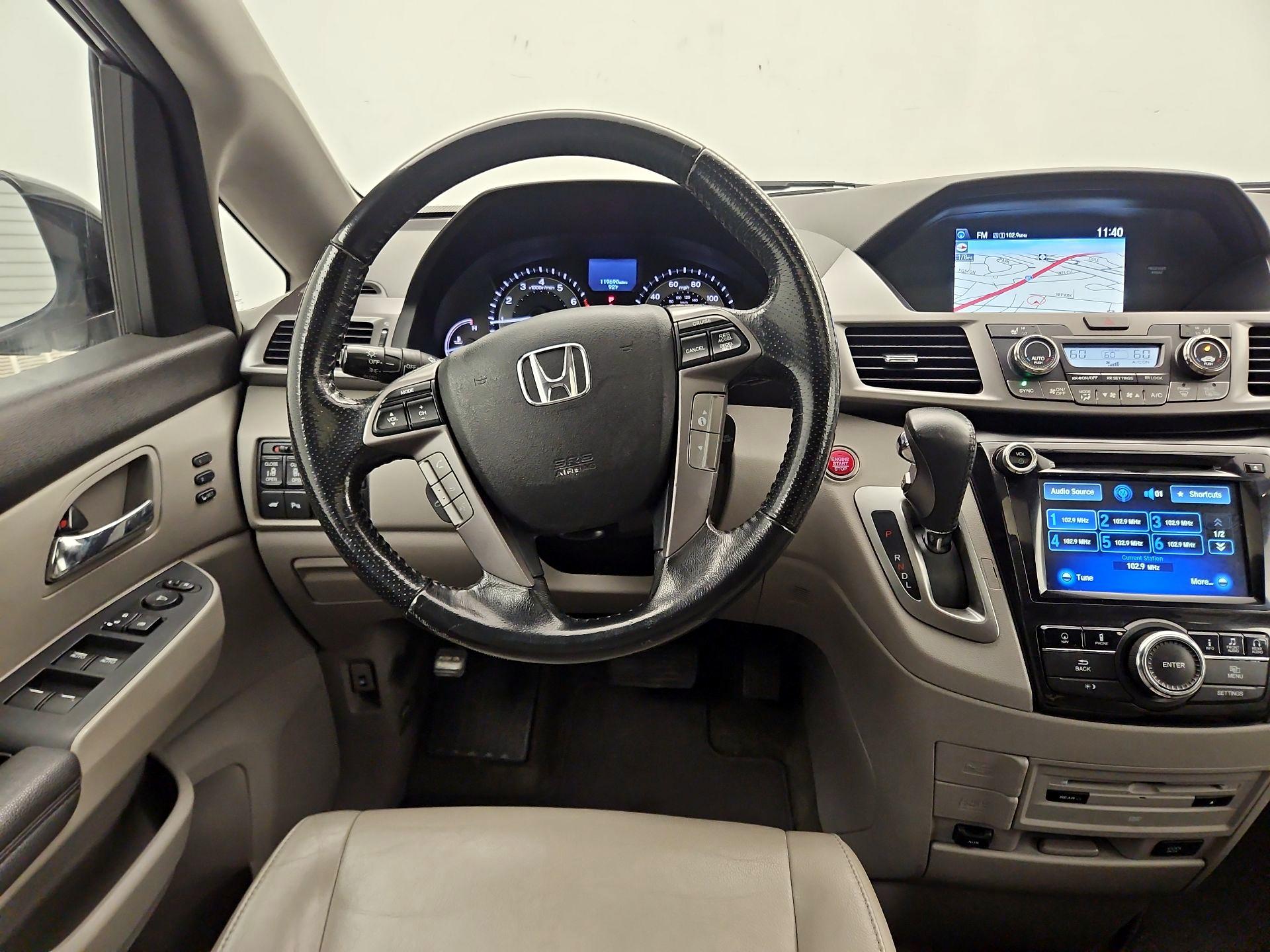 Thumbnail: 2015 Honda Odyssey - 10