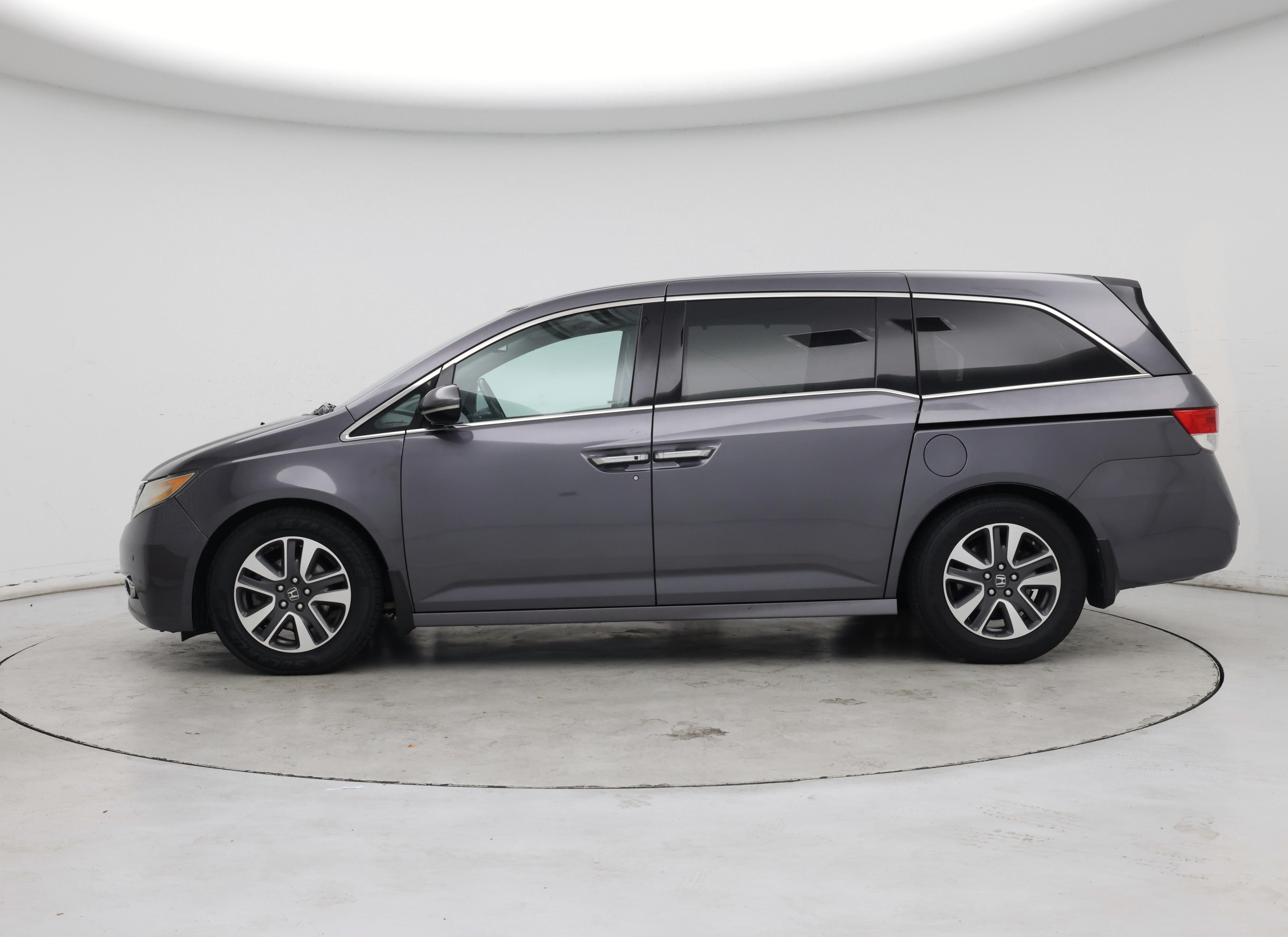 Thumbnail: 2015 Honda Odyssey - 3