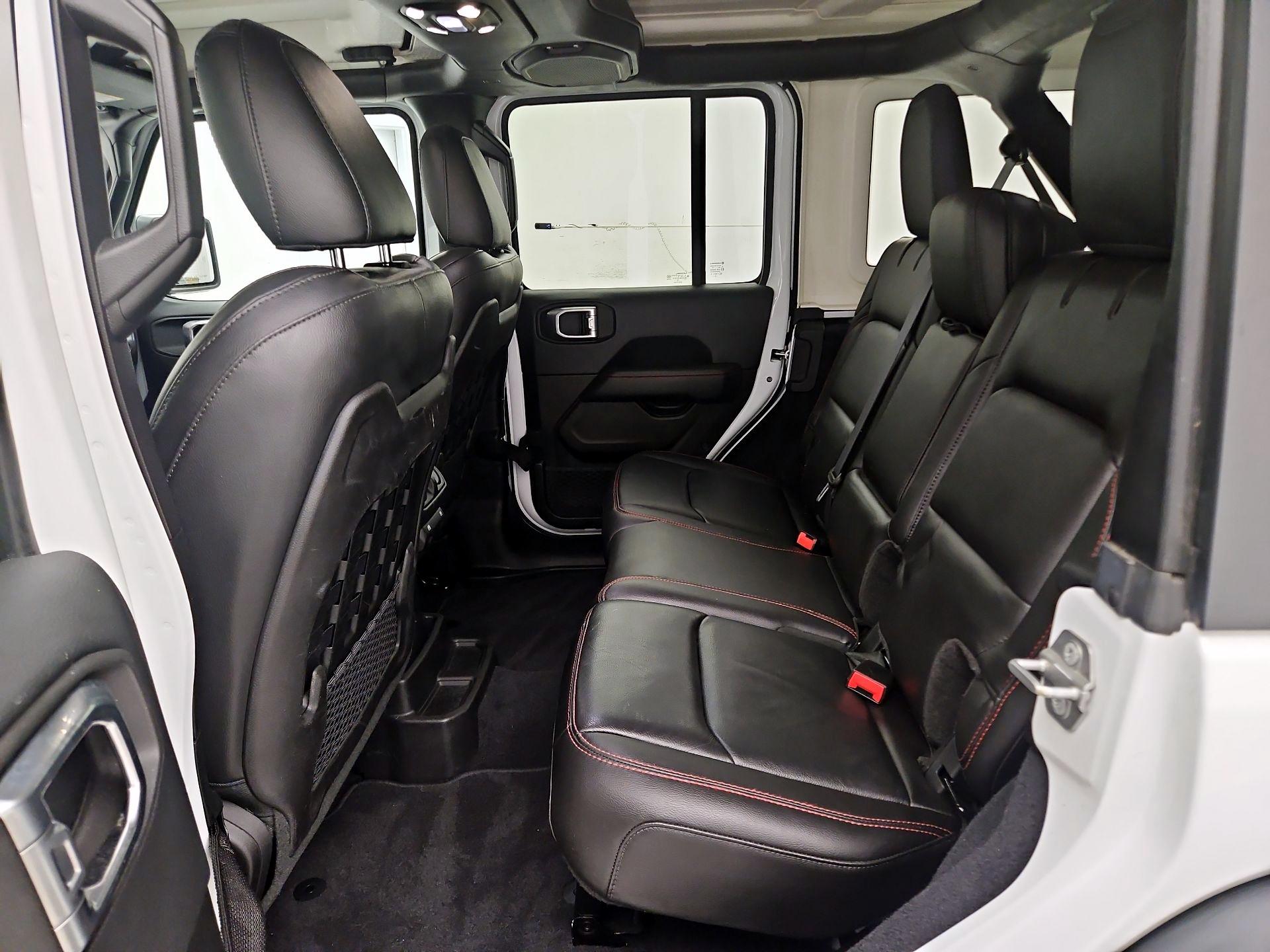 Thumbnail: 2019 Jeep Wrangler - 19