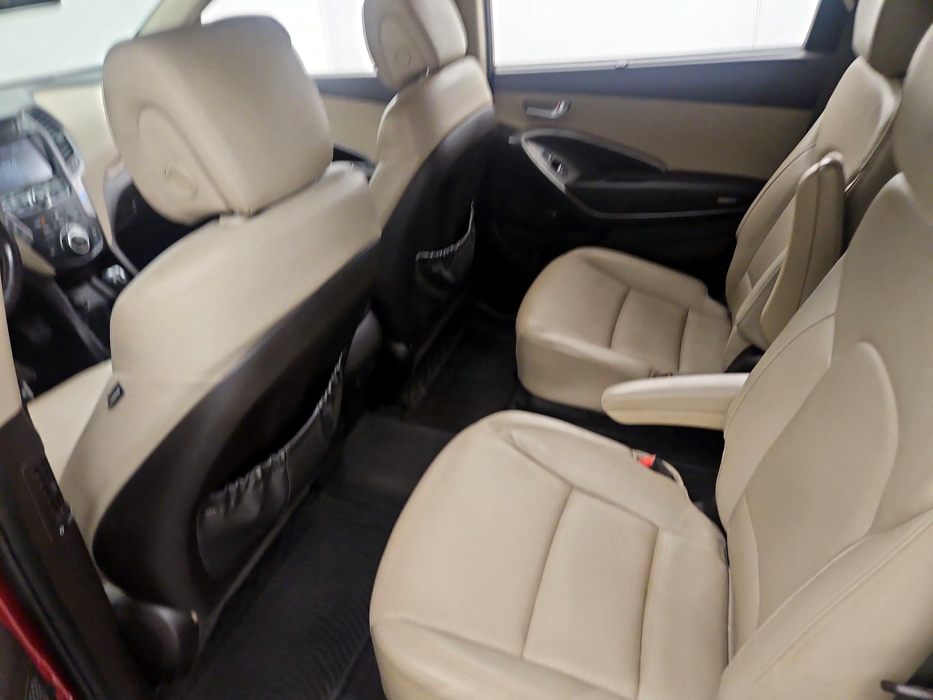 Thumbnail: 2013 Hyundai Santa Fe - 19