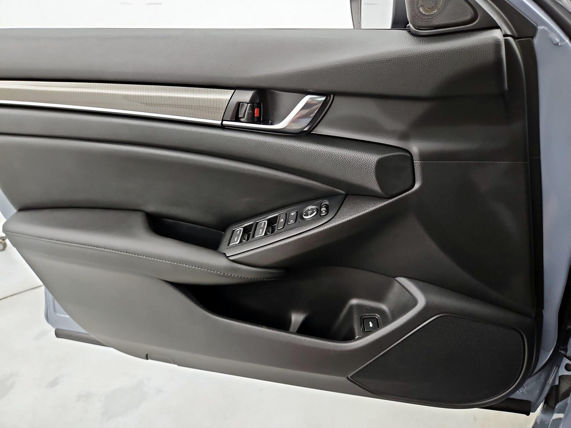 Thumbnail: 2022 Honda Accord - 12