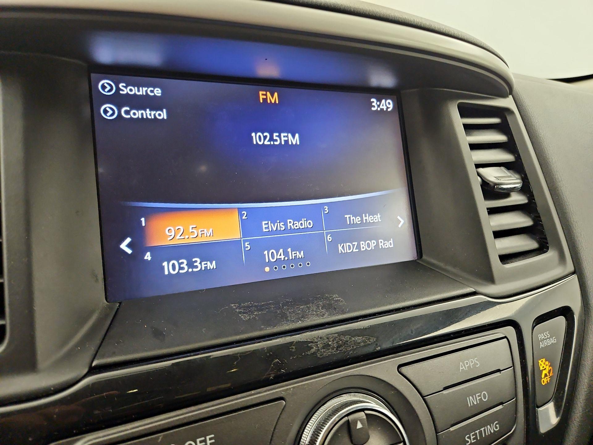 Thumbnail: 2019 Nissan Pathfinder - 15