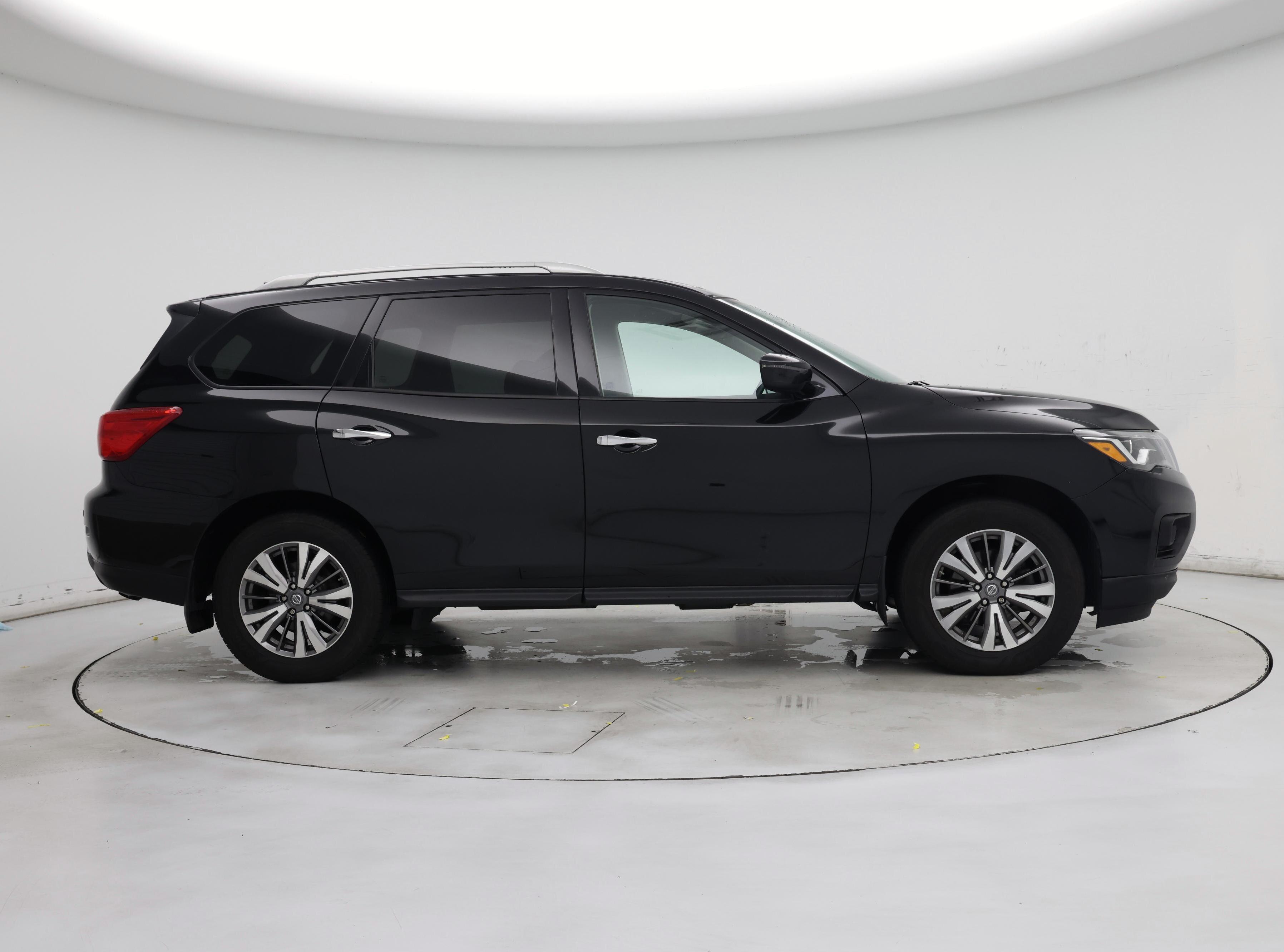 Thumbnail: 2019 Nissan Pathfinder - 7