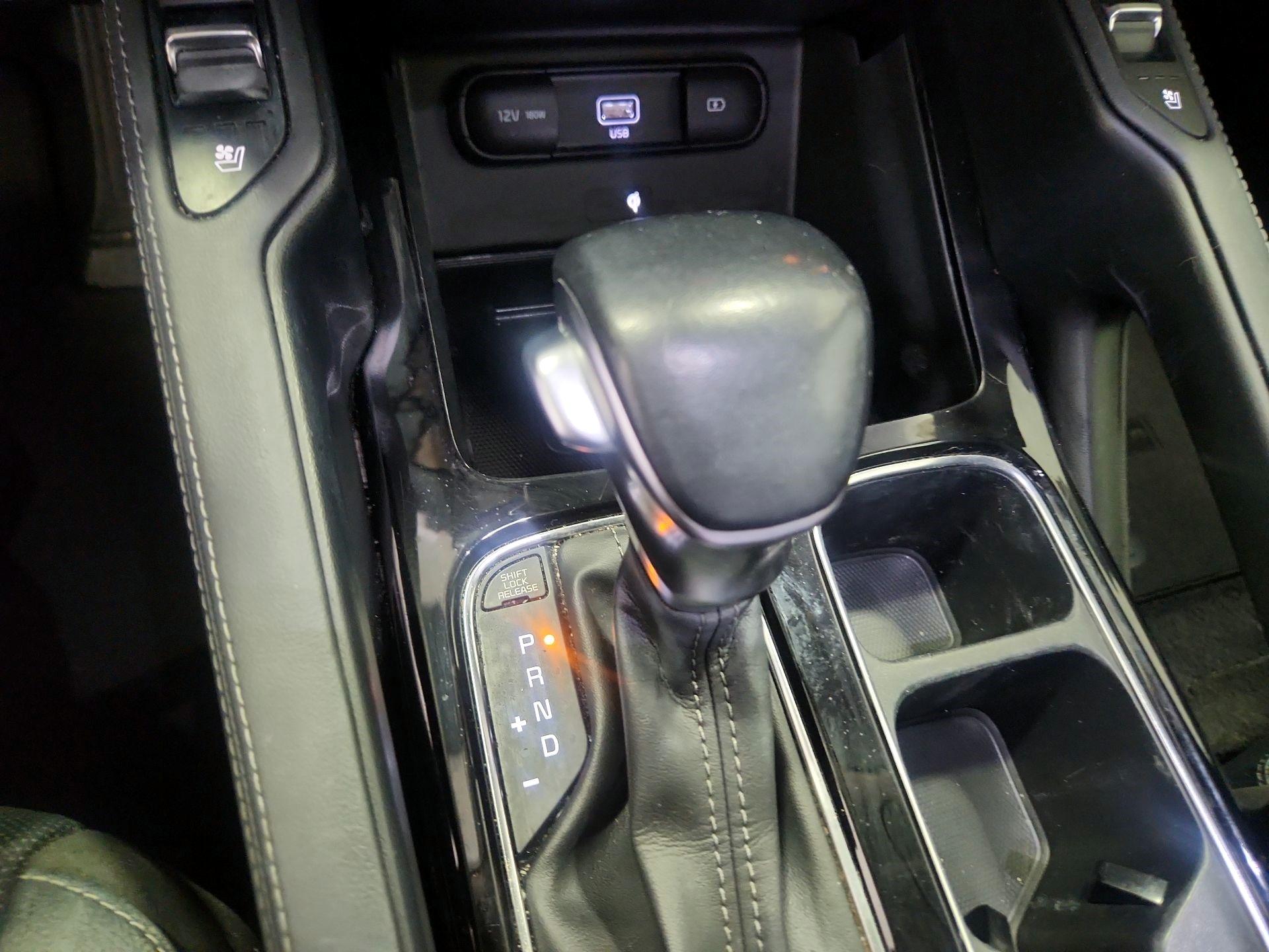 Thumbnail: 2022 Kia Telluride - 17